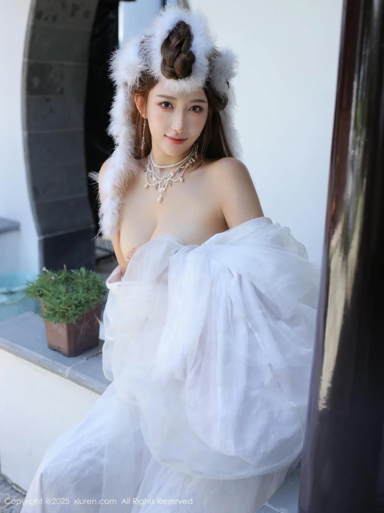 XiuRen 秀人 No.10843 金允希Yuki 白色锦毛鼠装扮 - 66