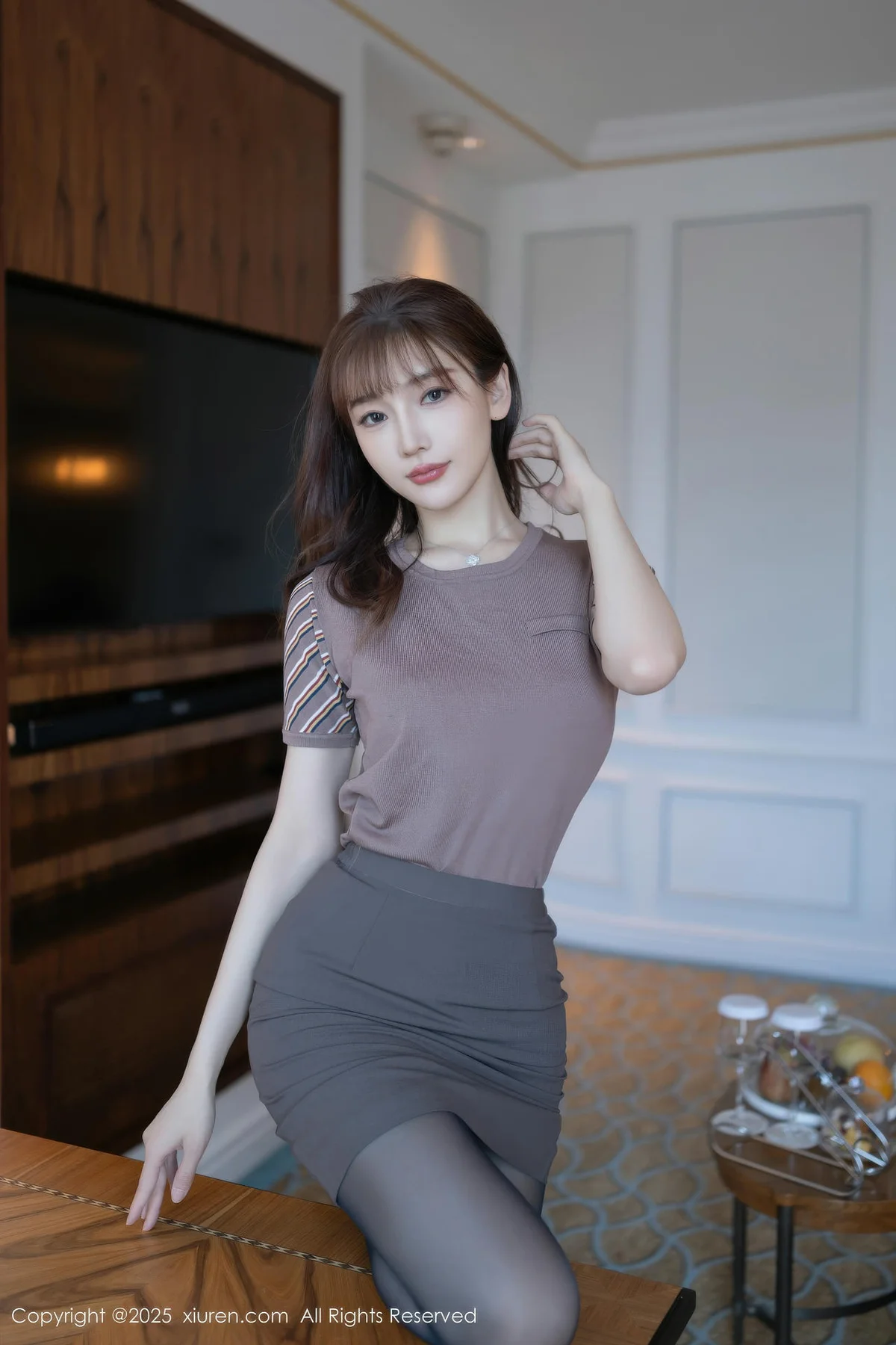 XiuRen 秀人 No.10850 陆萱萱空姐制服魅惑黑丝妖艳动人 - 15