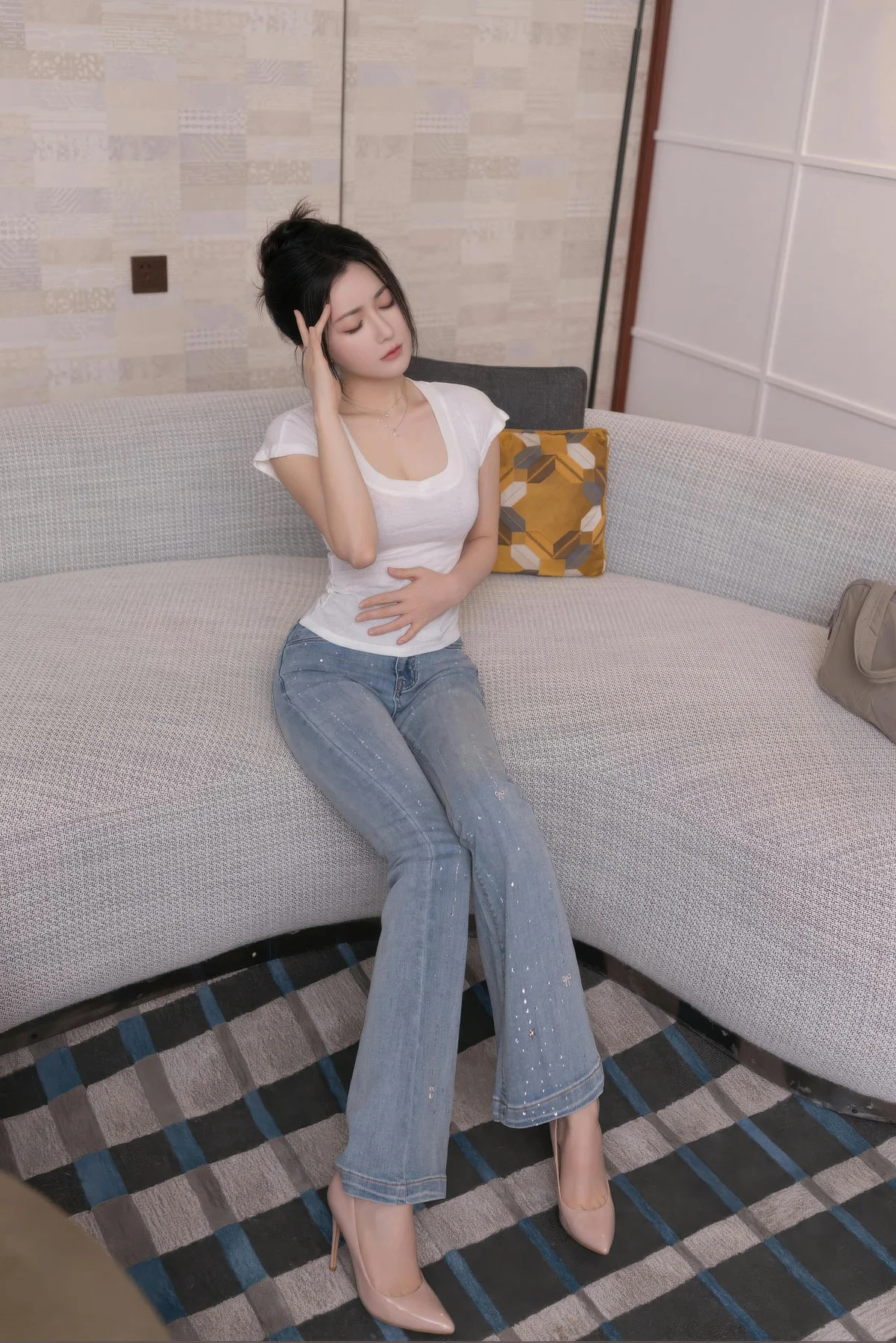 XiuRen 秀人 No.10858 鱼子酱Fish 捆绑灰色蕾丝服饰 - 19