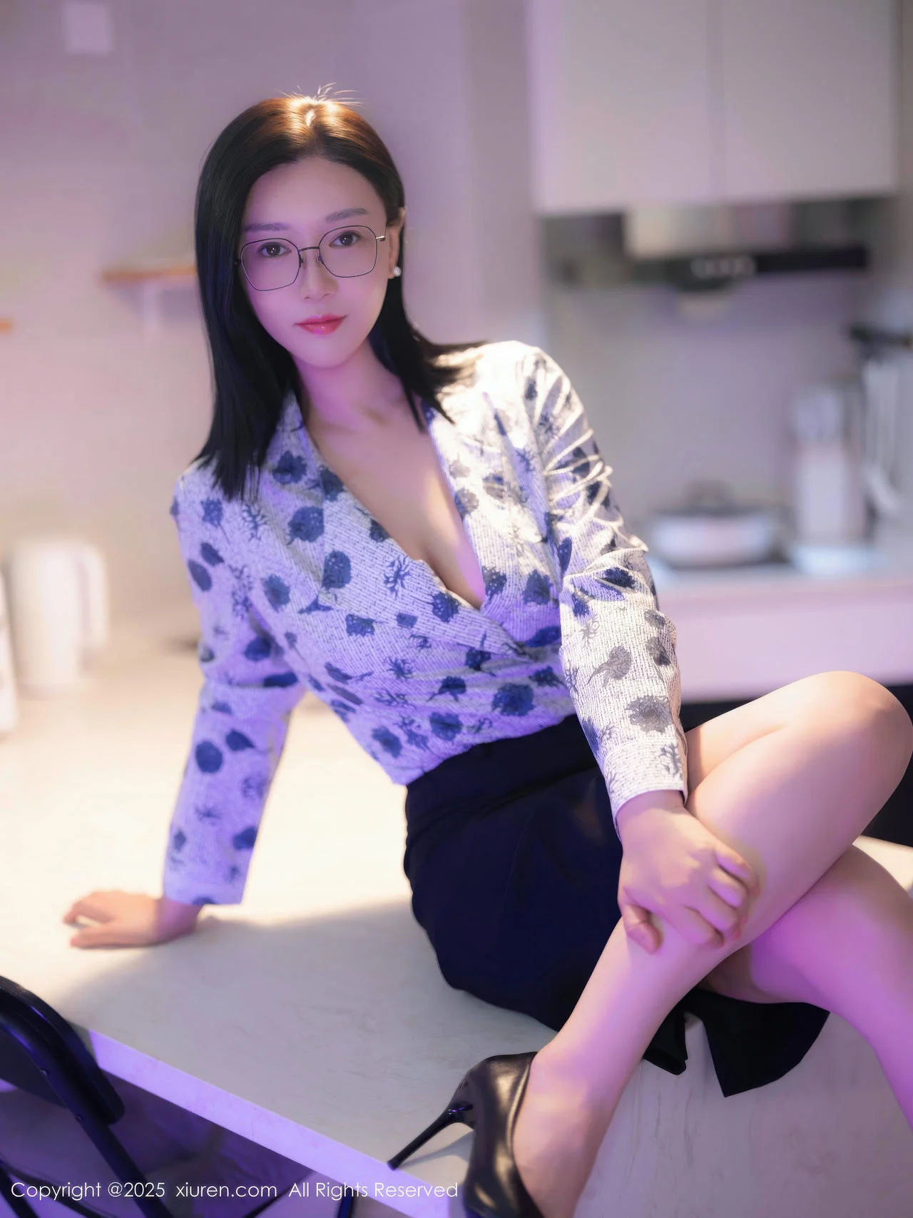 XiuRen 秀人 No.10866 软情空姐爆乳连体衣制服 - 39