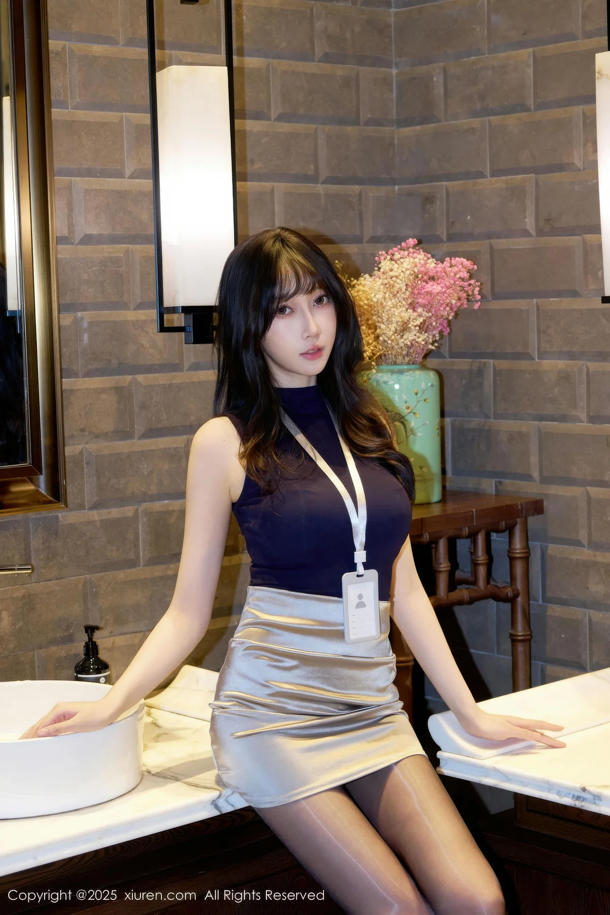 XiuRen 秀人 No.10890 玥儿玥er 深色OL短裙女神 - 6