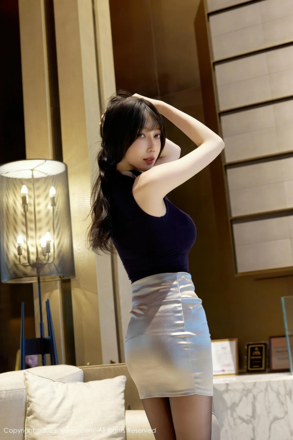 XiuRen 秀人 No.10890 玥儿玥er 深色OL短裙女神 - 17