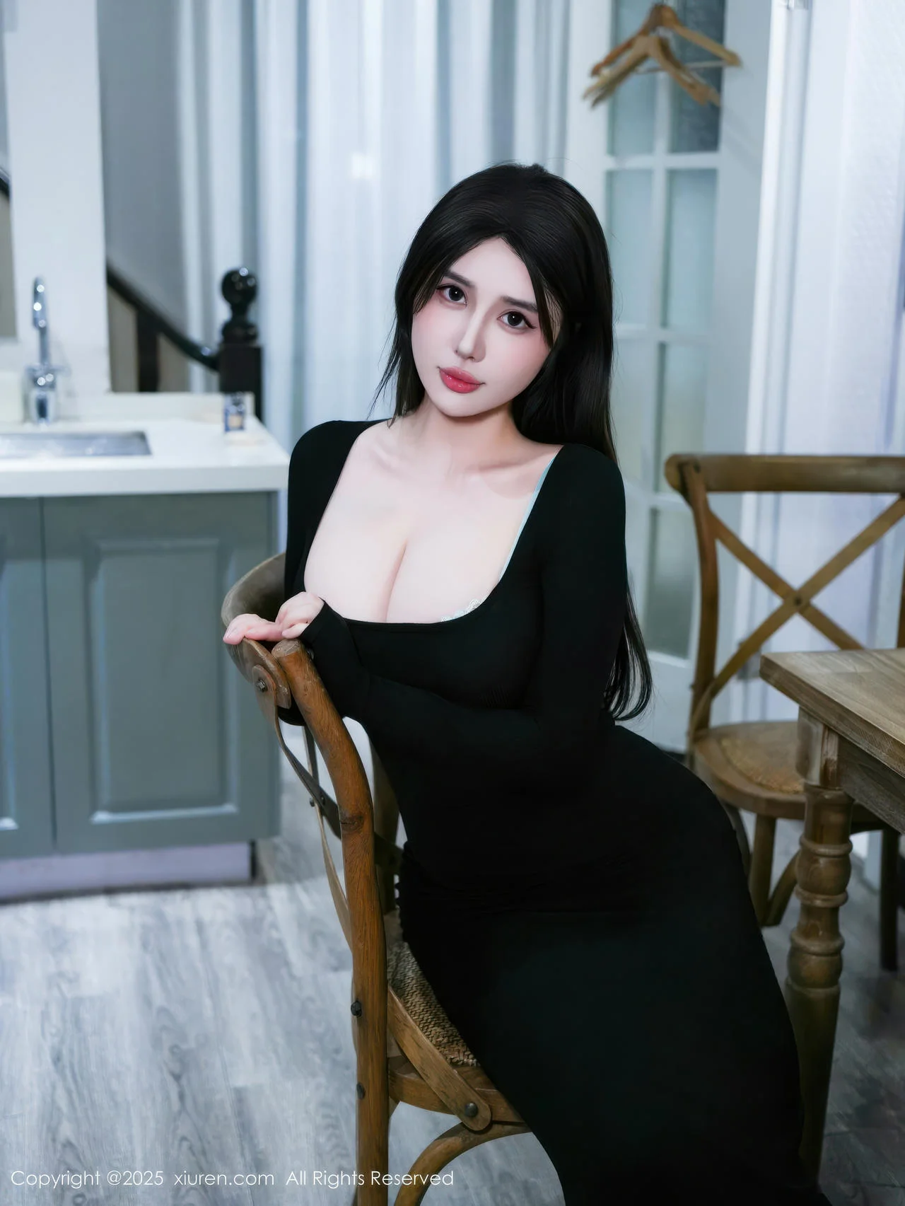 XiuRen 秀人 No.10933 蕾蕾醒了没 两位大美女参与拍摄 - 17