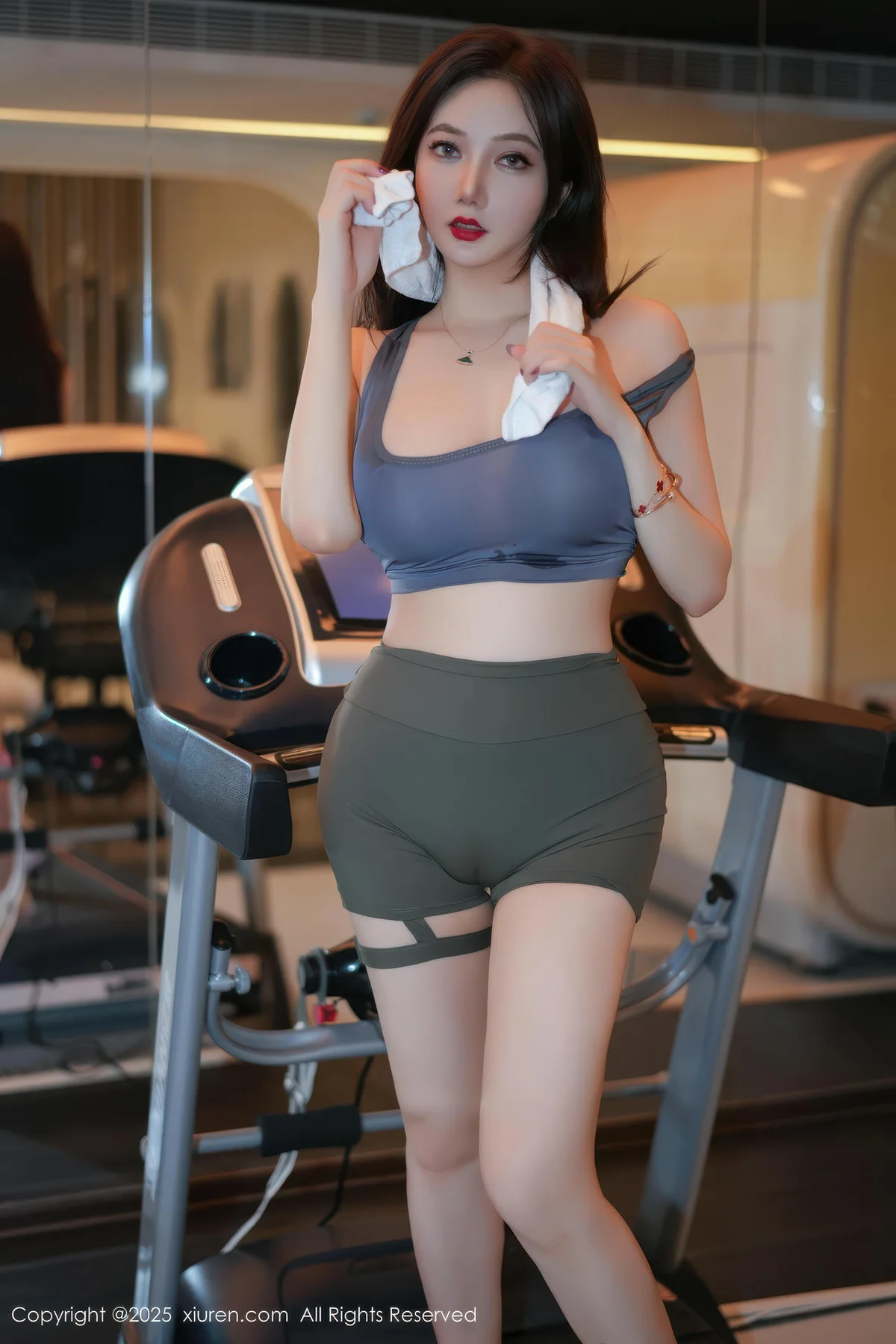 XiuRen 秀人 No.10950 心妍小公主 健身深色运动服 - 24
