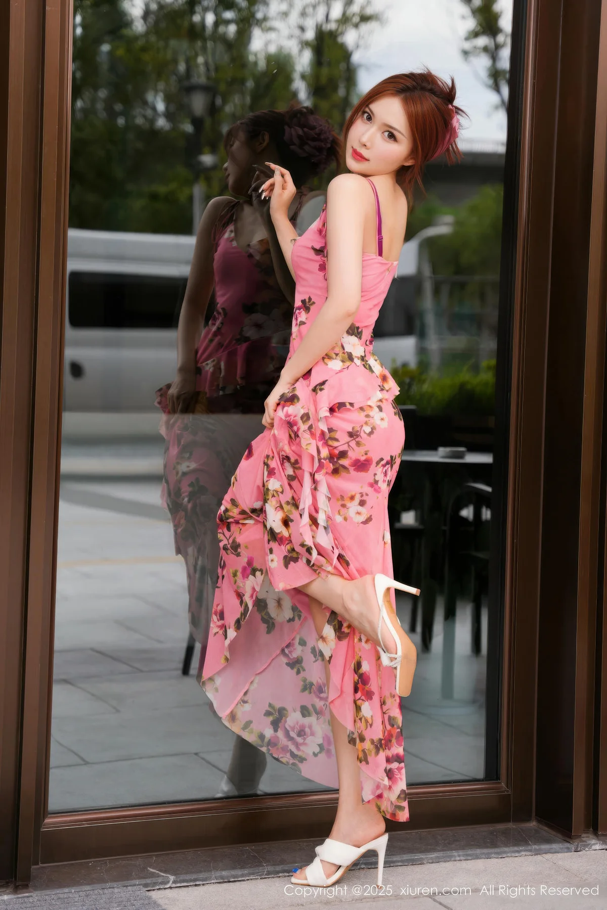 XiuRen 秀人 No.10954 白芷yy 碎花连衣裙身姿柔美 - 8