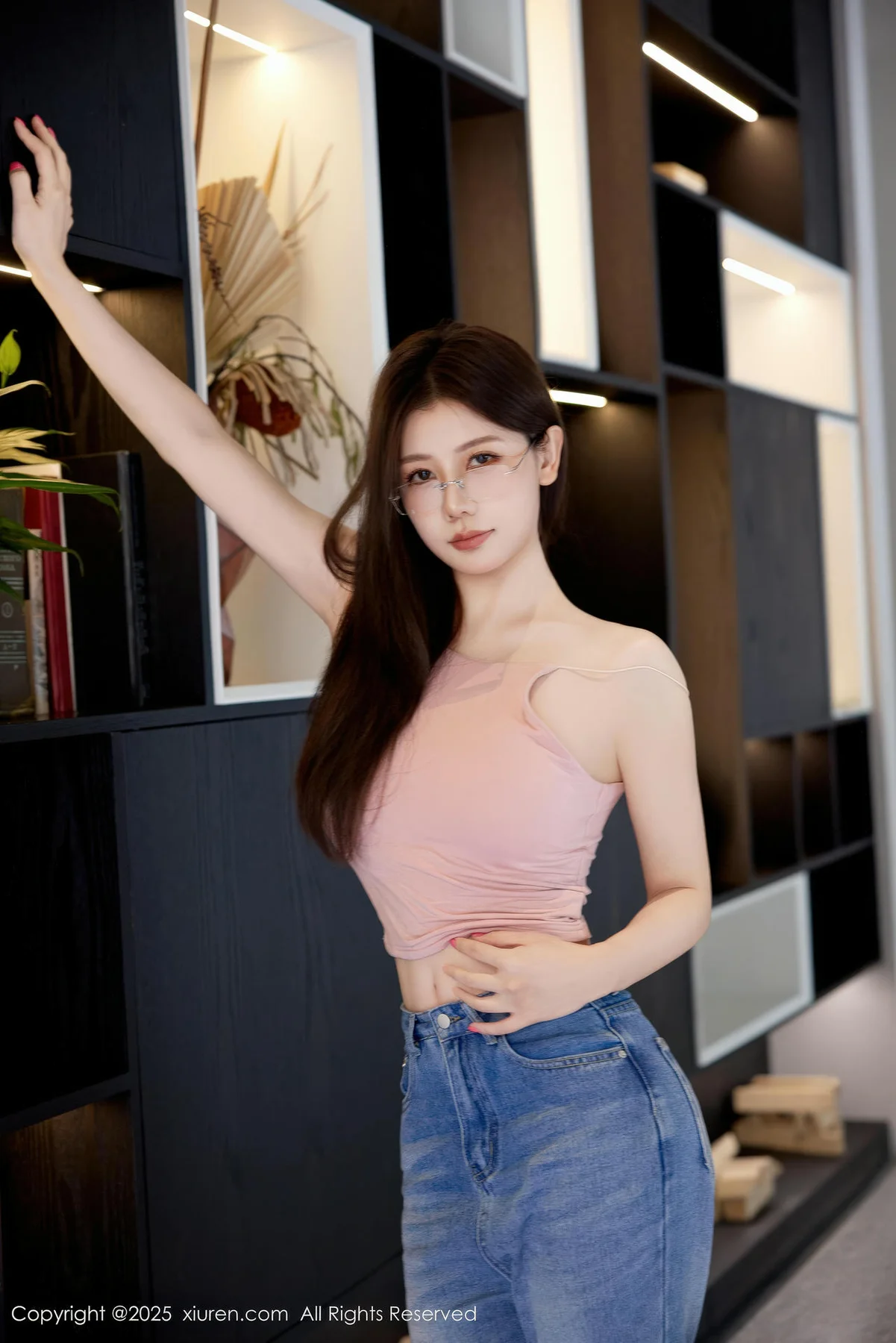 XiuRen 秀人 No.10983 尹甜甜sunny 洁白肤色粉色常服 - 14