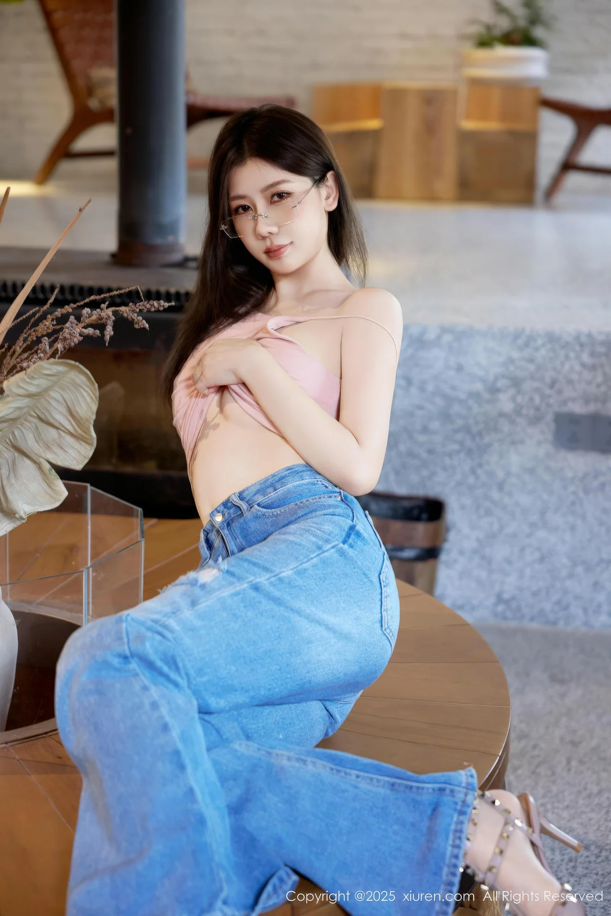 XiuRen 秀人 No.10983 尹甜甜sunny 洁白肤色粉色常服 - 20