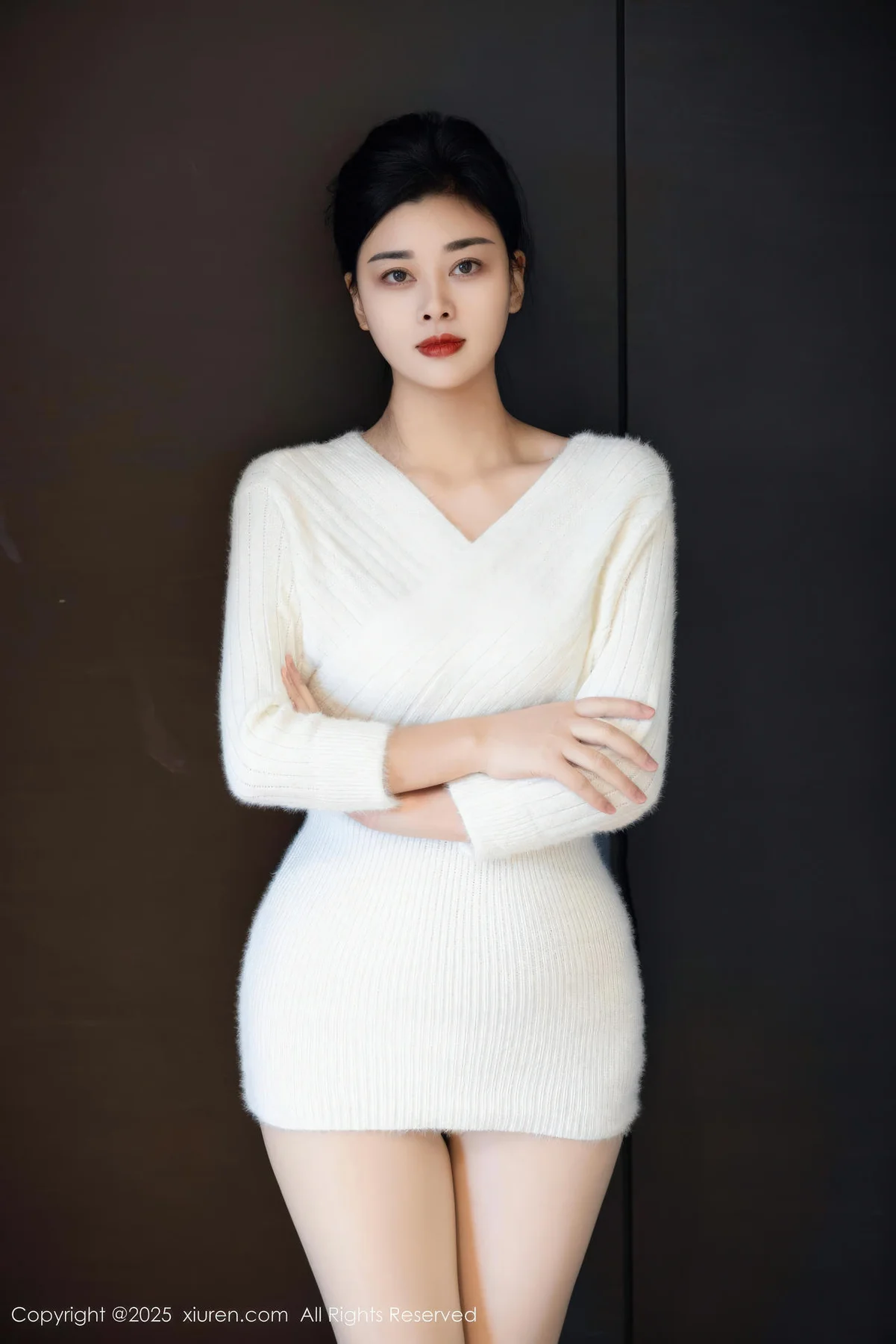 XiuRen 秀人 No.10986 徐清妍 白色毛衣肉色丝袜 - 2