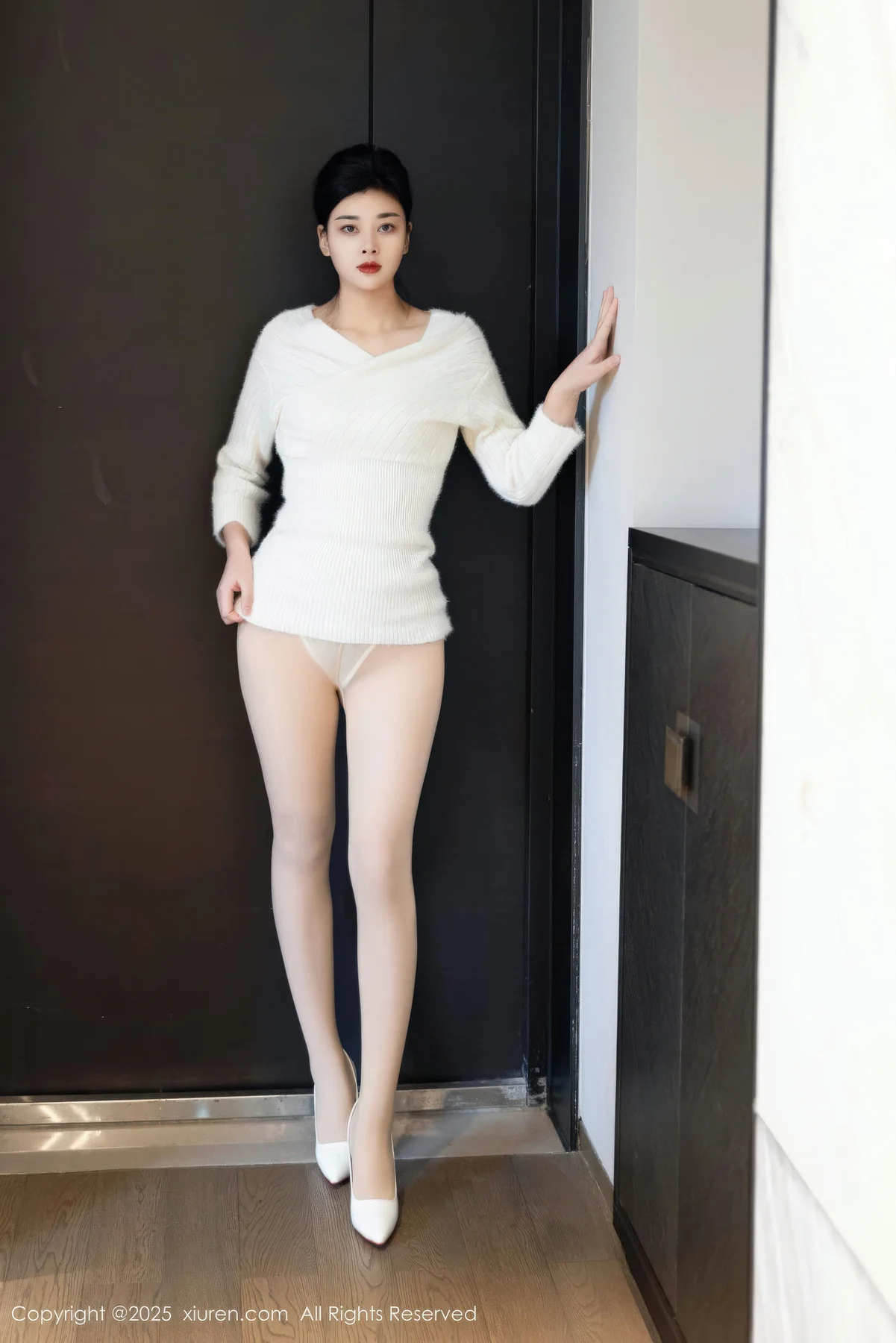 XiuRen 秀人 No.10986 徐清妍 白色毛衣肉色丝袜 - 13