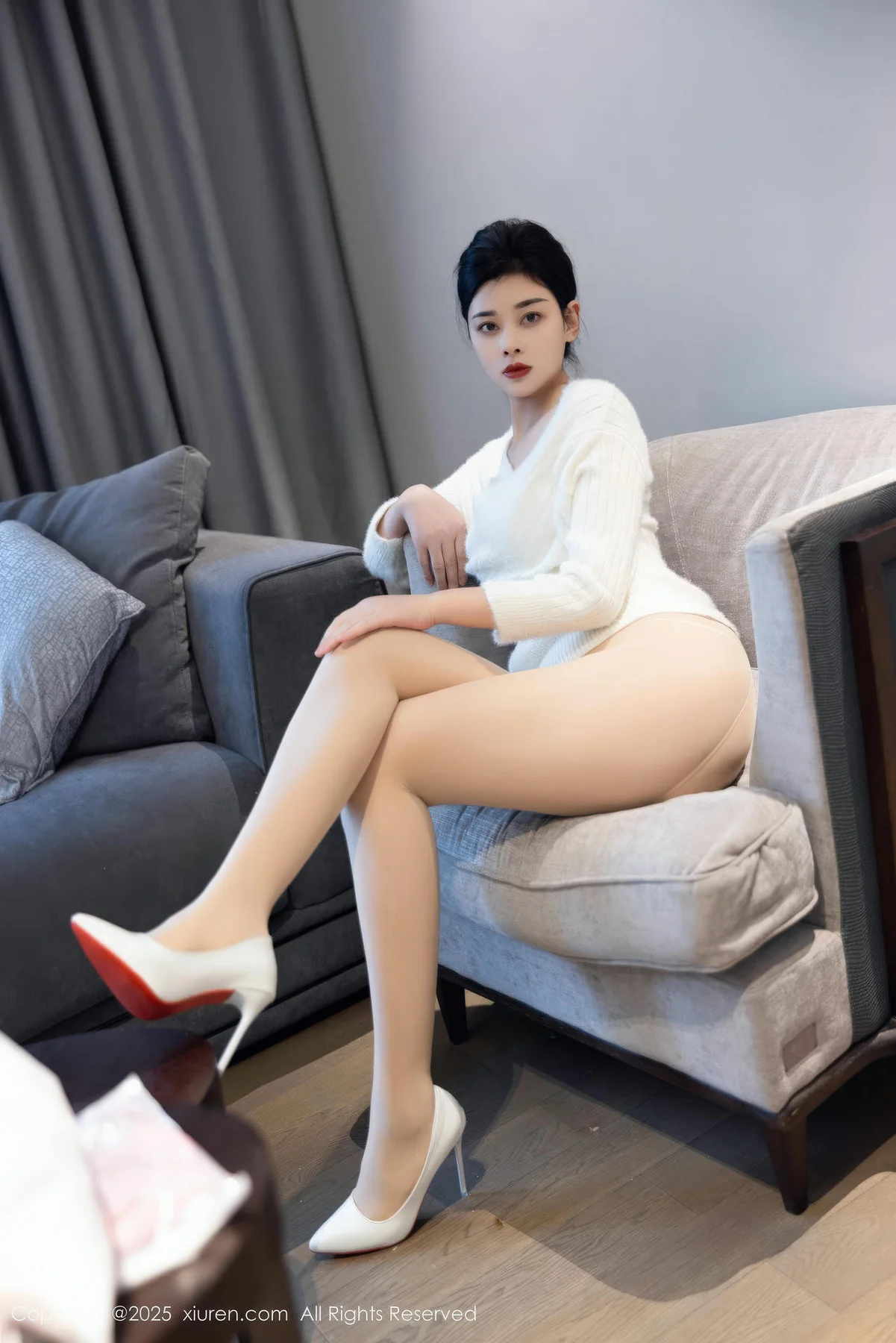 XiuRen 秀人 No.10986 徐清妍 白色毛衣肉色丝袜 - 23