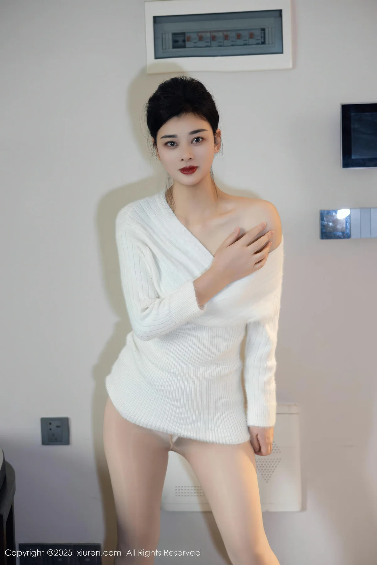 XiuRen 秀人 No.10986 徐清妍 白色毛衣肉色丝袜 - 39