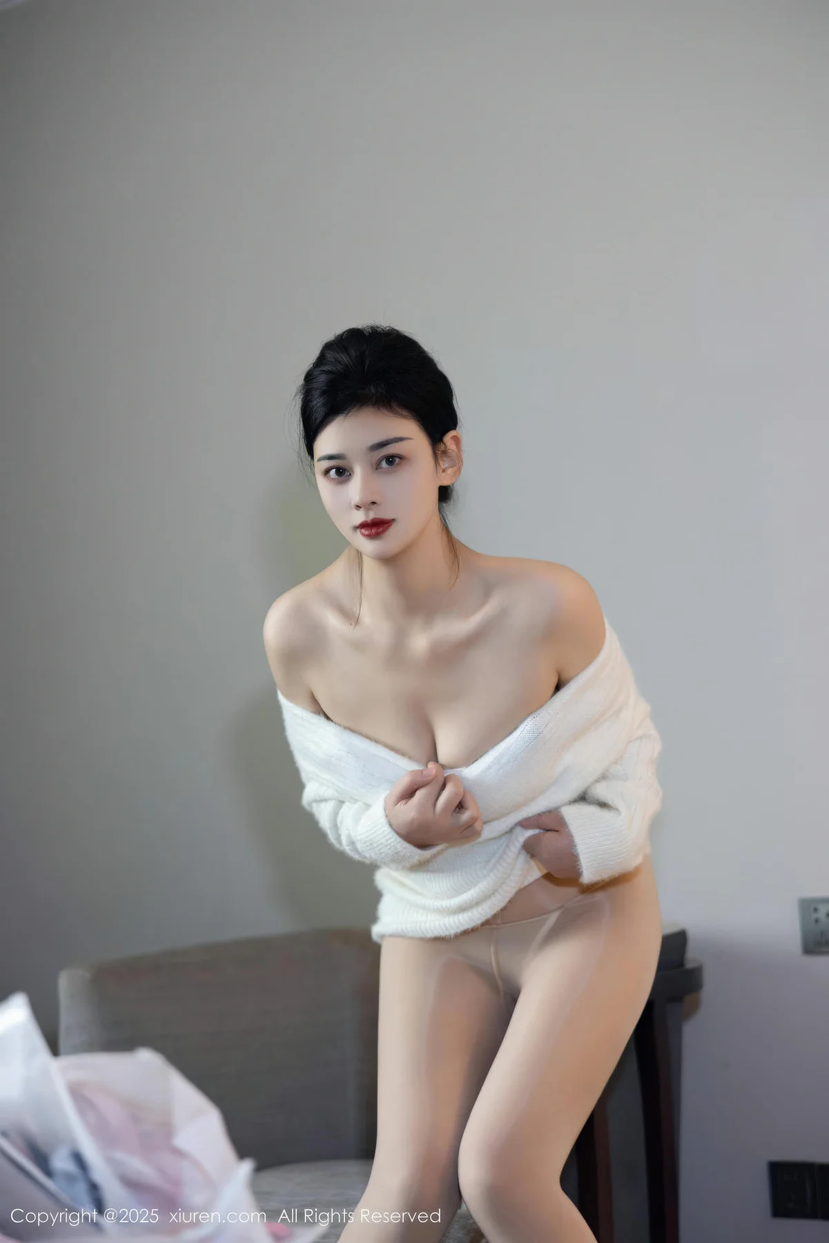XiuRen 秀人 No.10986 徐清妍 白色毛衣肉色丝袜 - 43