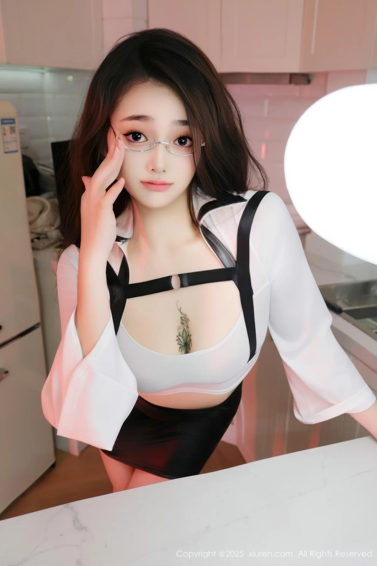 XiuRen 秀人 No.10993 福福Thrive 丰满少女超短裤 - 26