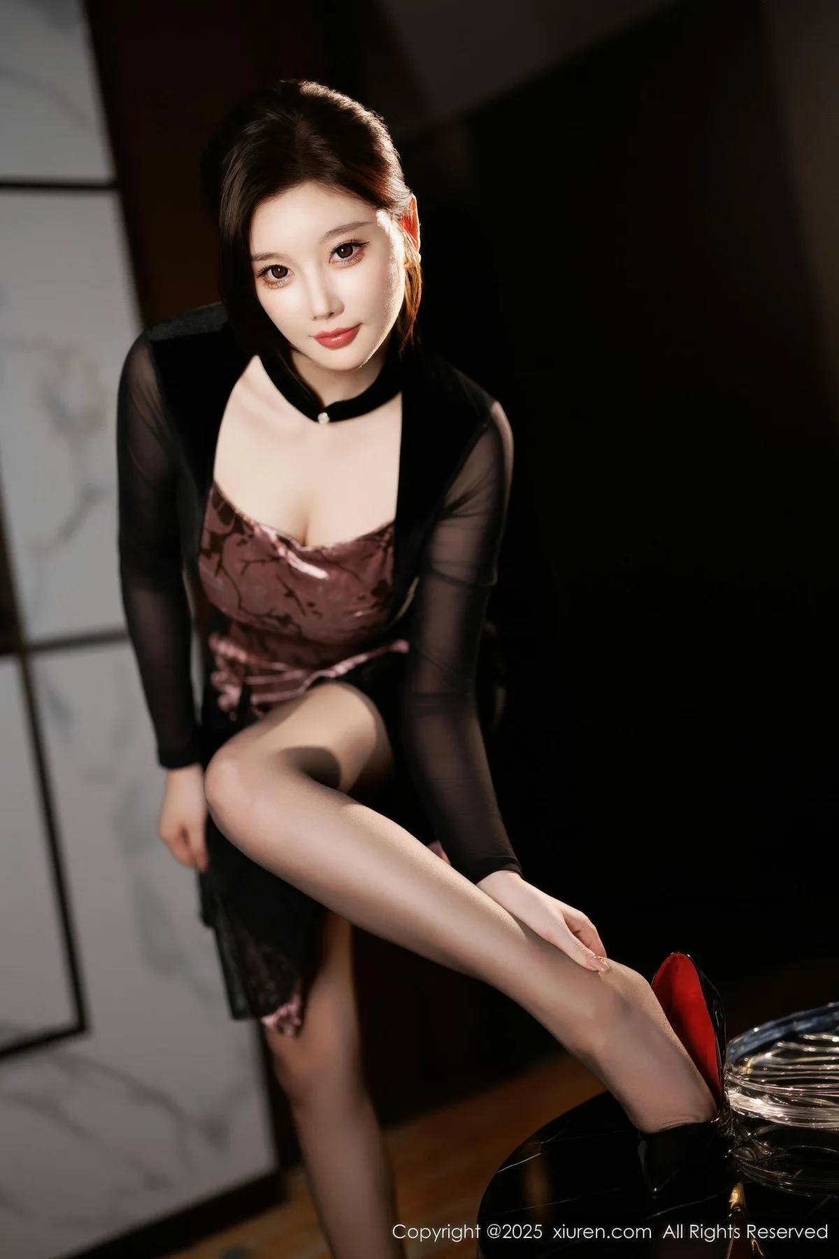 XiuRen 秀人 No.11013 CHENCHEN 修身旗袍西安旅拍写真发布 - 12