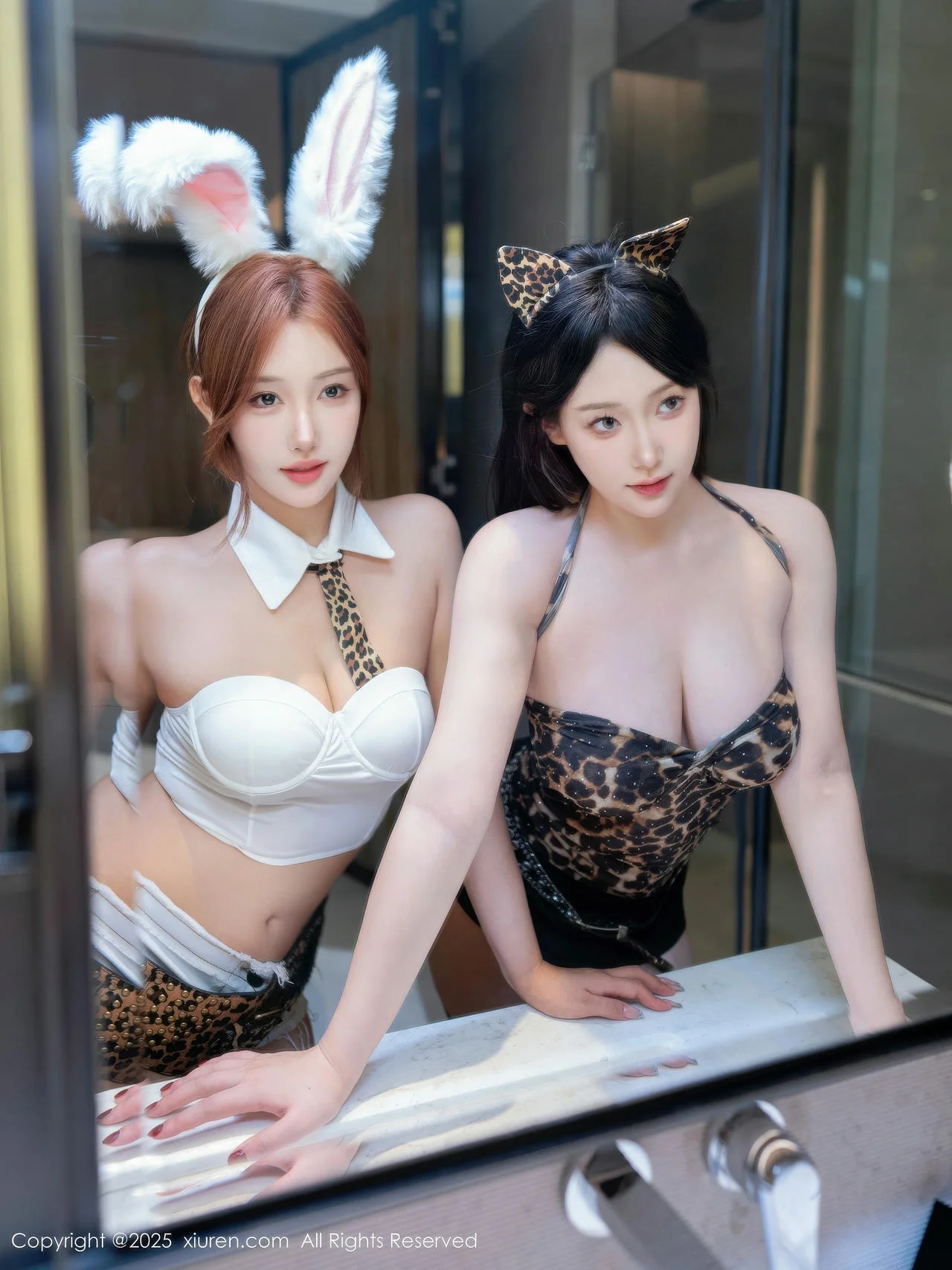 XiuRen 秀人 No.11022 金允希Yuki 豹纹内衣两位大美女参与拍摄 - 40