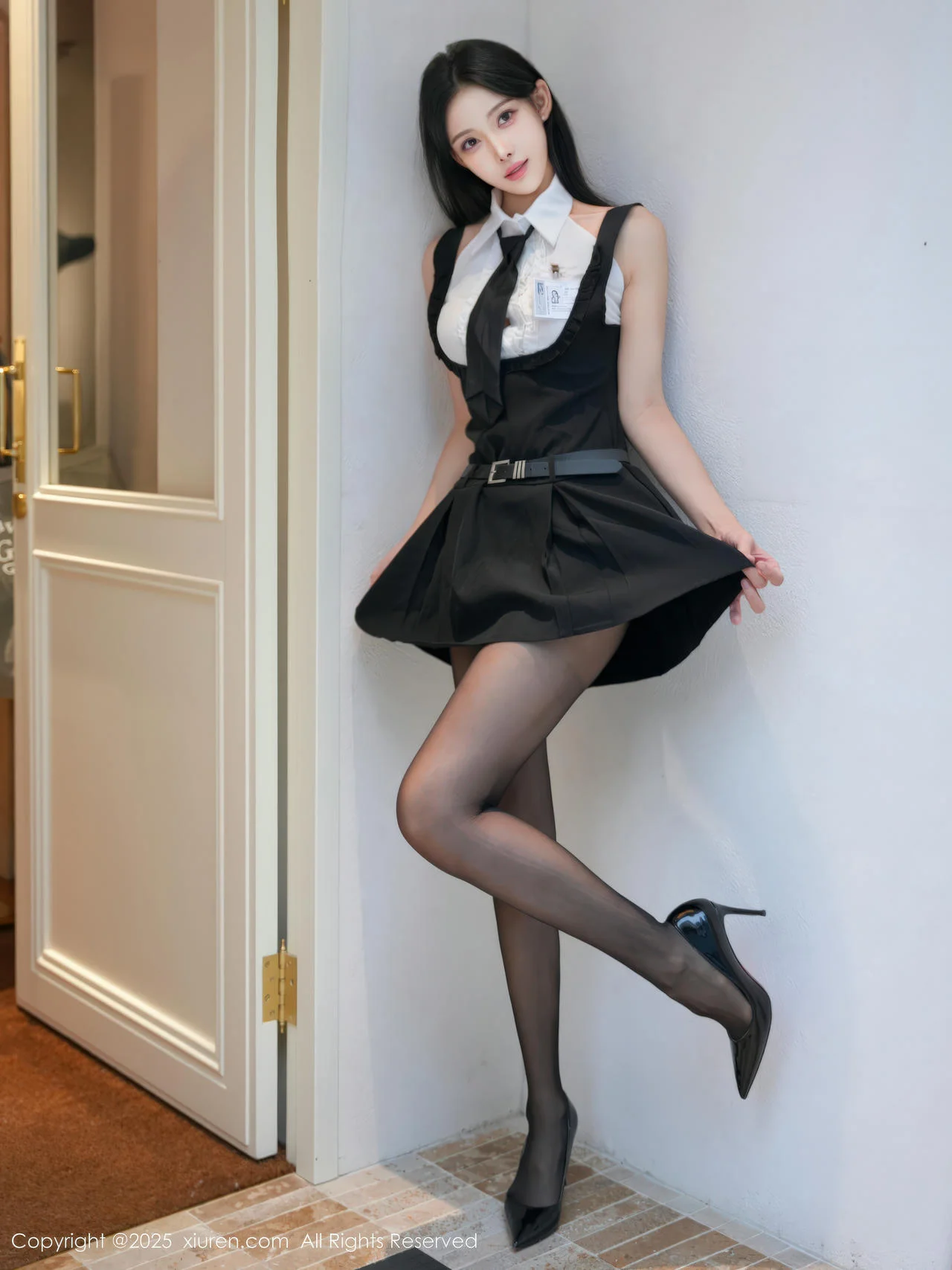 XiuRen 秀人 No.11052 梨霜儿和金允希Yuki 两位大美女黑丝参与拍摄 - 19