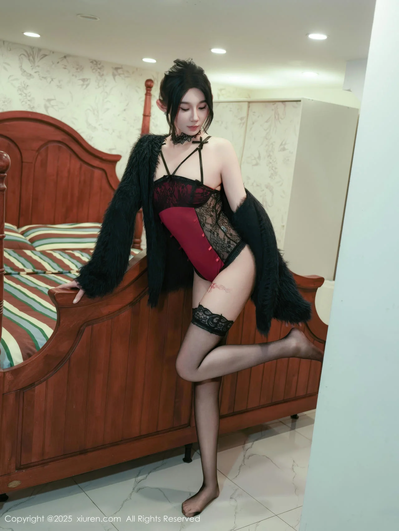 XiuRen 秀人 No.11072 桃子姐姐 吊带黑丝美腿 - 7