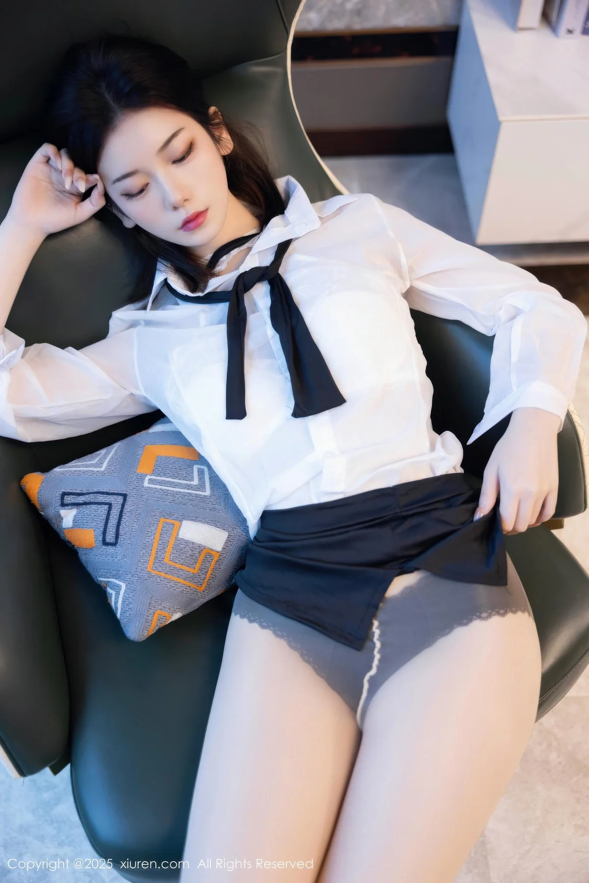 XiuRen 秀人 No.11077 凌七七 曼妙苗条身姿明艳动人 - 30