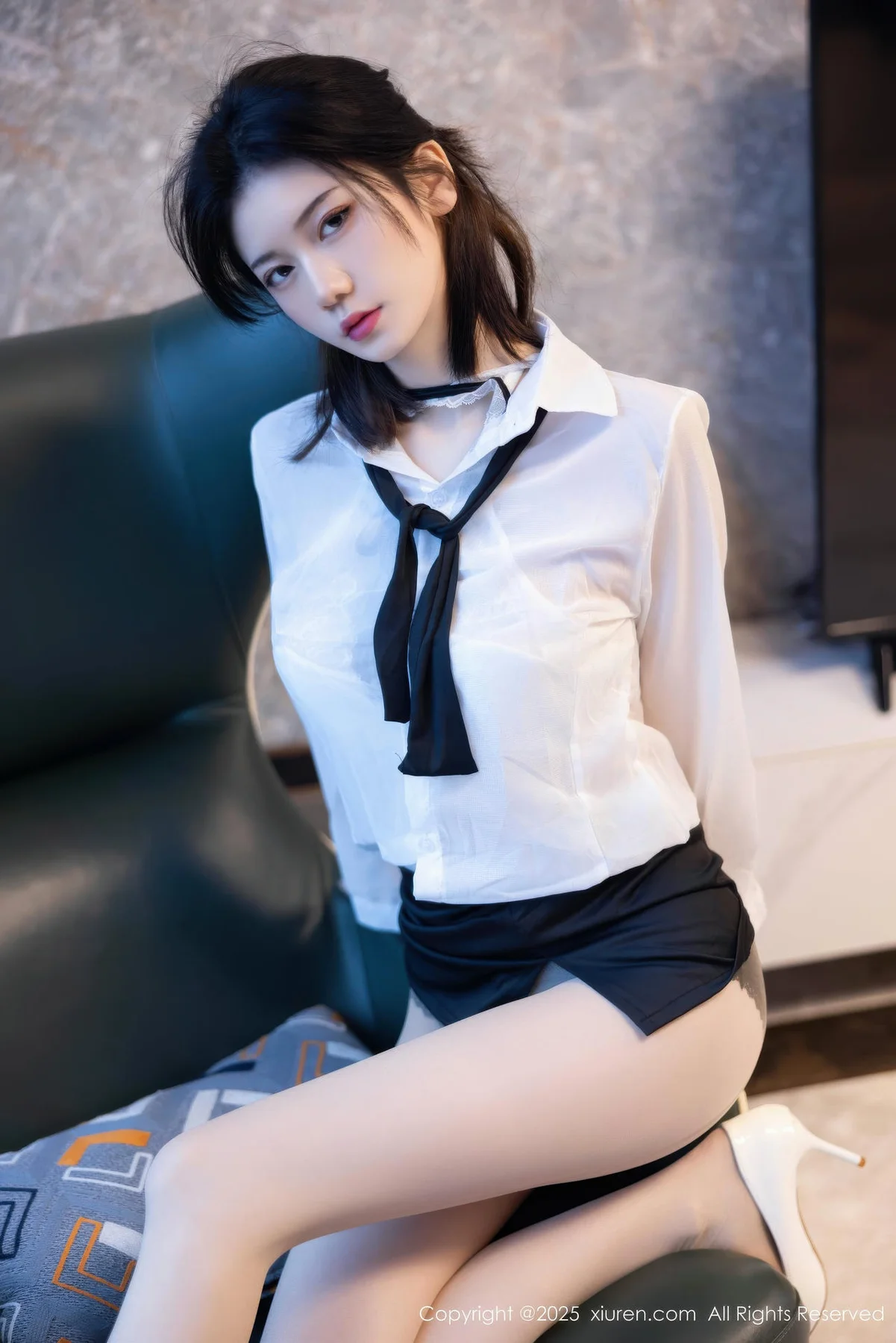 XiuRen 秀人 No.11077 凌七七 曼妙苗条身姿明艳动人 - 34