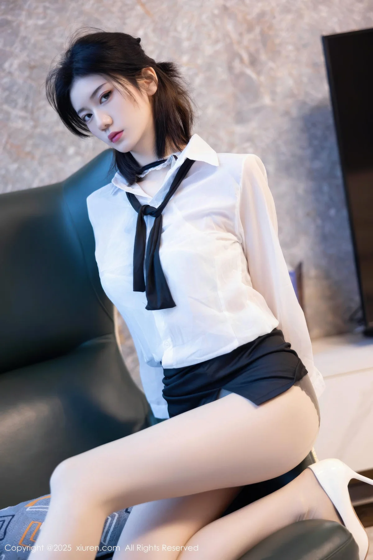 XiuRen 秀人 No.11077 凌七七 曼妙苗条身姿明艳动人 - 35