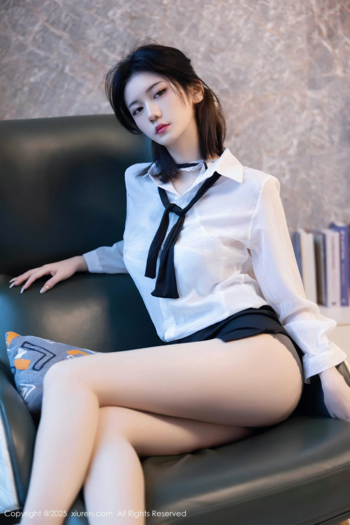 XiuRen 秀人 No.11077 凌七七 曼妙苗条身姿明艳动人 - 36