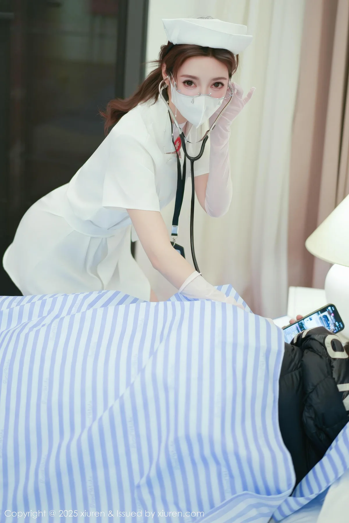 XiuRen 秀人 No.11099 Twins桃桃 护士制服主题写真 - 13