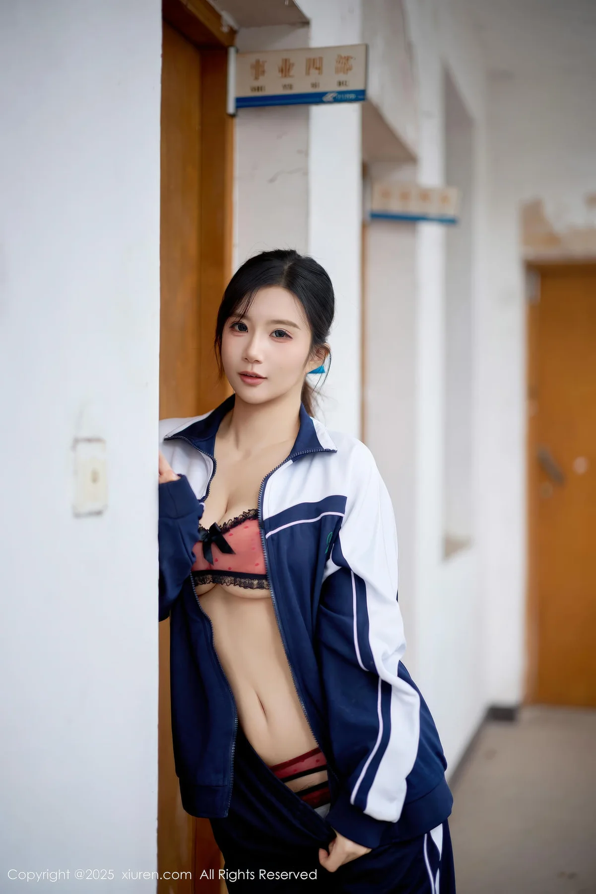 XiuRen 秀人 No.11103 小肉肉咪 校服校园清纯少女 - 43