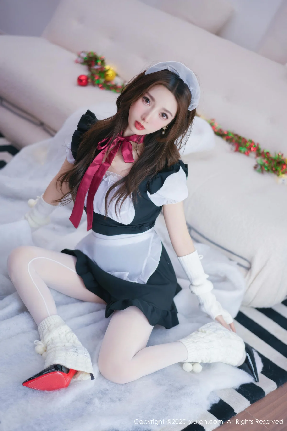 XiuRen 秀人 No.11152 Twins桃桃 性感女仆装扮 - 13