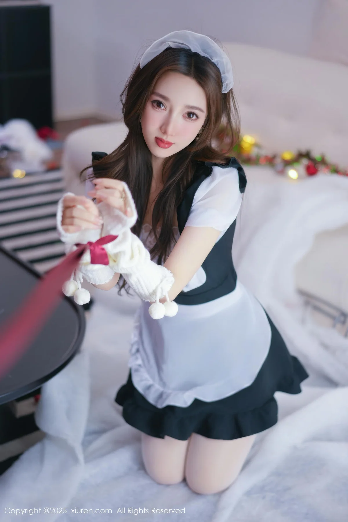 XiuRen 秀人 No.11152 Twins桃桃 性感女仆装扮 - 14