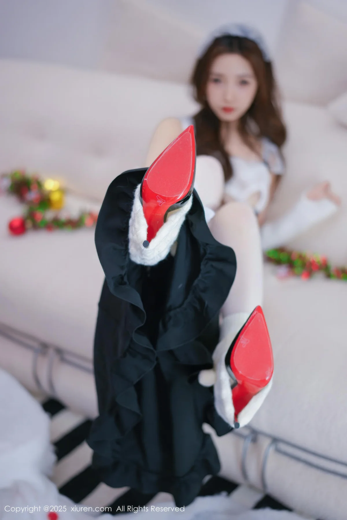 XiuRen 秀人 No.11152 Twins桃桃 性感女仆装扮 - 27