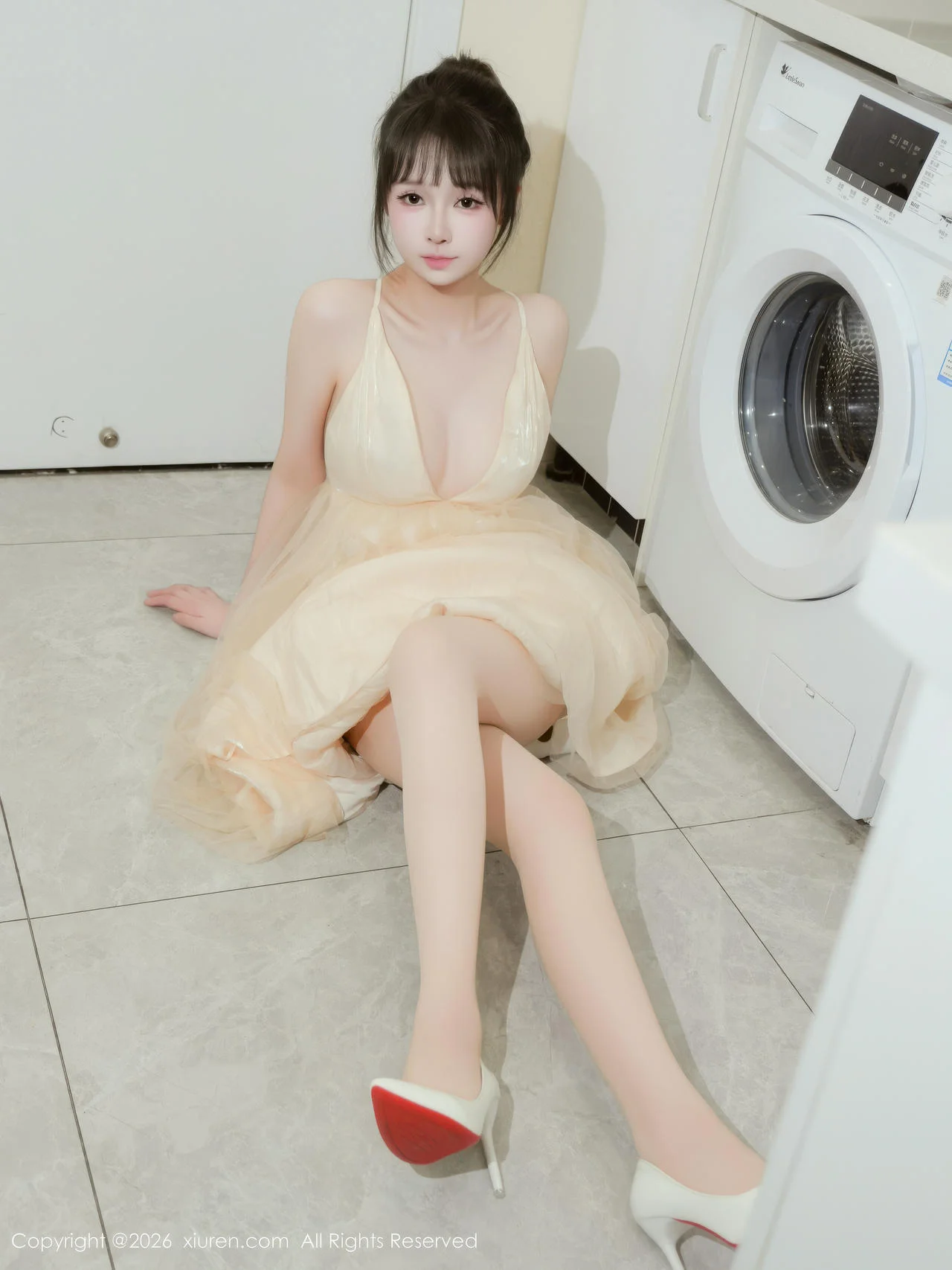 XiuRen 秀人 No.11196 沈蜜儿 少女黄色连衣裙白丝 - 59
