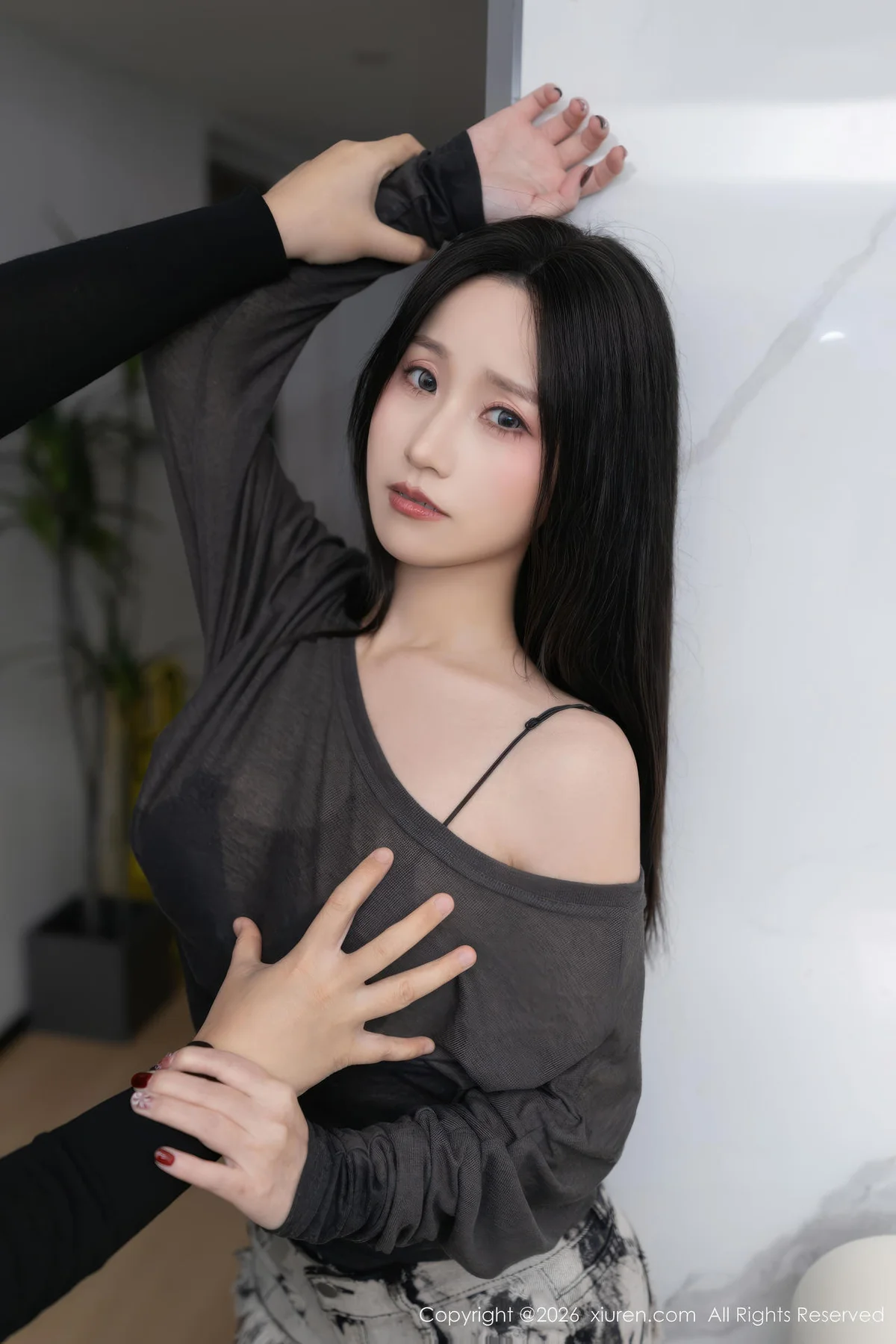 XiuRen 秀人 No.11202 杏子Yada香肩黑丝翘臀美女 - 13
