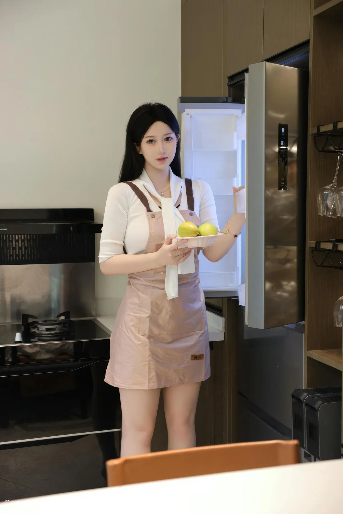 XiuRen 秀人 No.11207 奶思兔巨乳首套写真紫色包臀裙 - 12