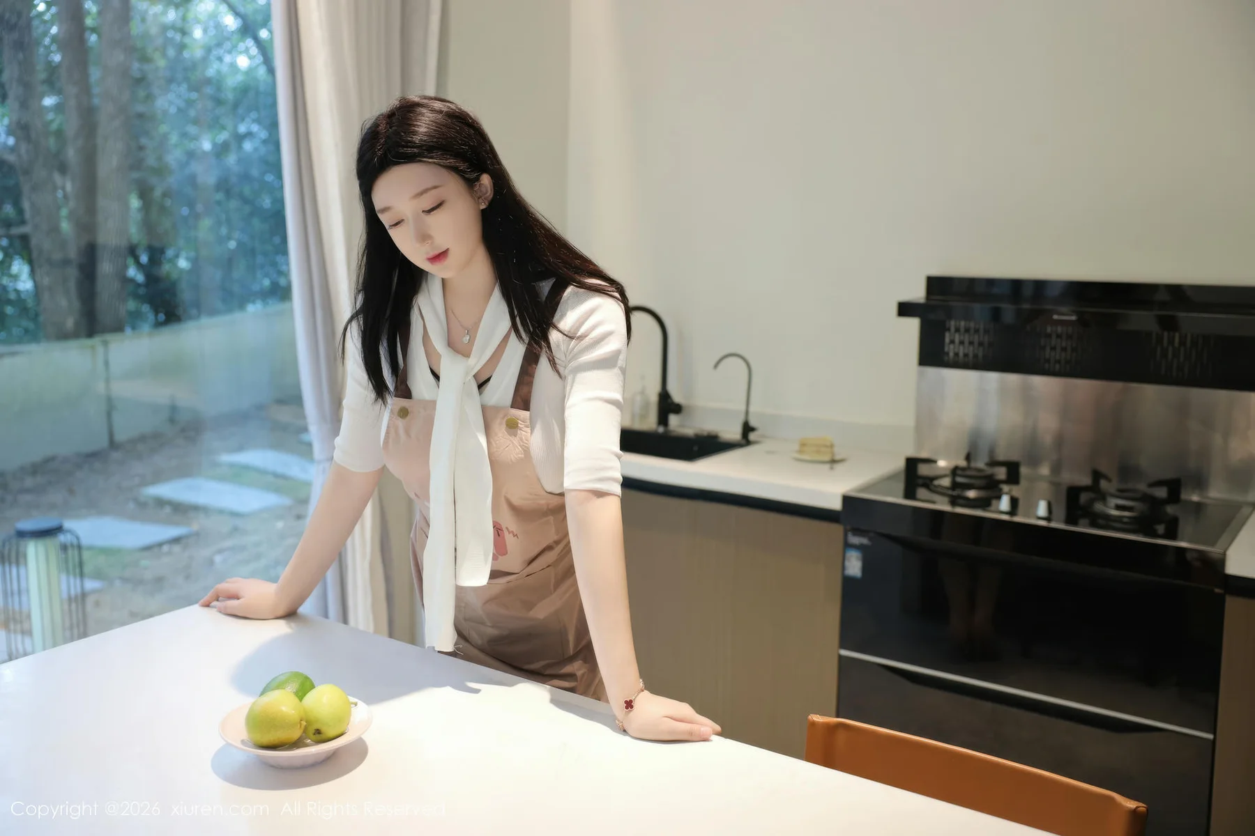 XiuRen 秀人 No.11207 奶思兔巨乳首套写真紫色包臀裙 - 33