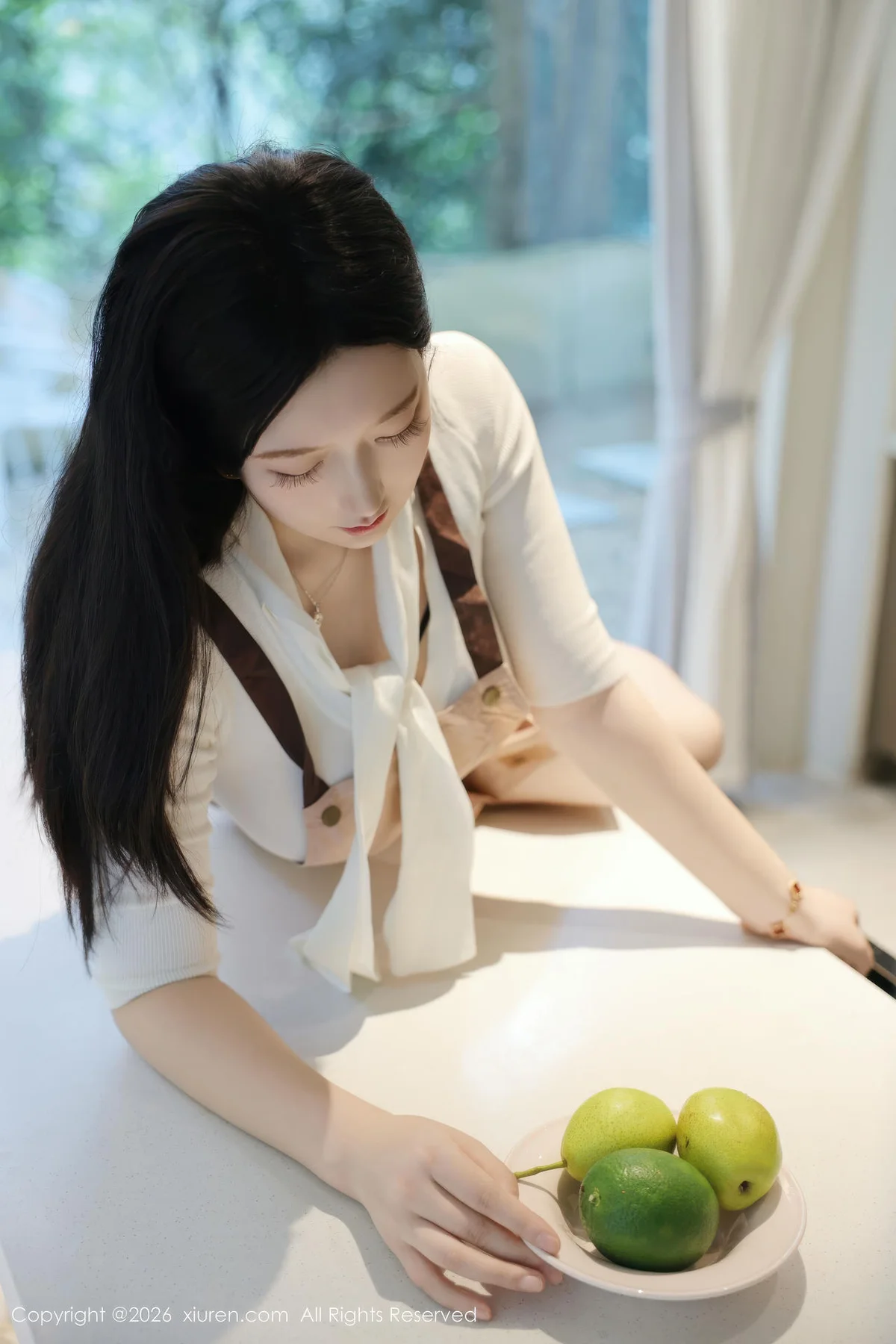 XiuRen 秀人 No.11207 奶思兔巨乳首套写真紫色包臀裙 - 46