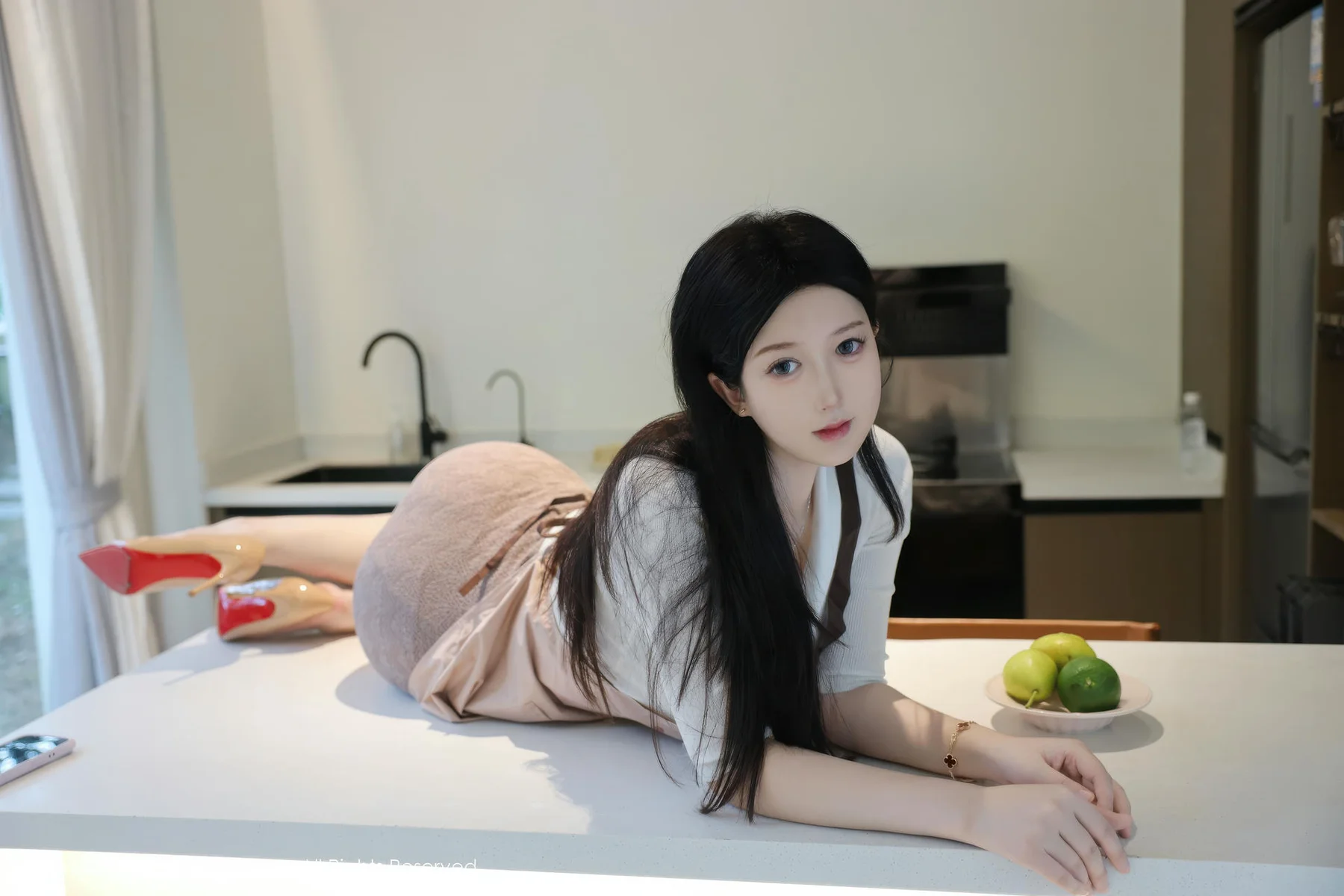 XiuRen 秀人 No.11207 奶思兔巨乳首套写真紫色包臀裙 - 47