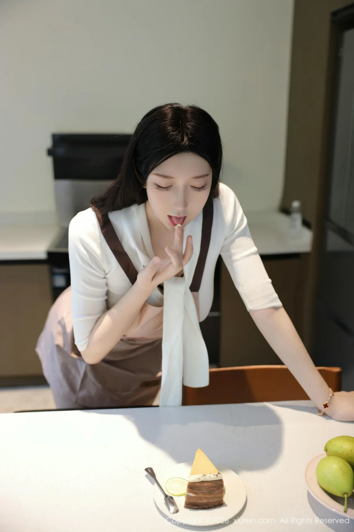 XiuRen 秀人 No.11207 奶思兔巨乳首套写真紫色包臀裙 - 52
