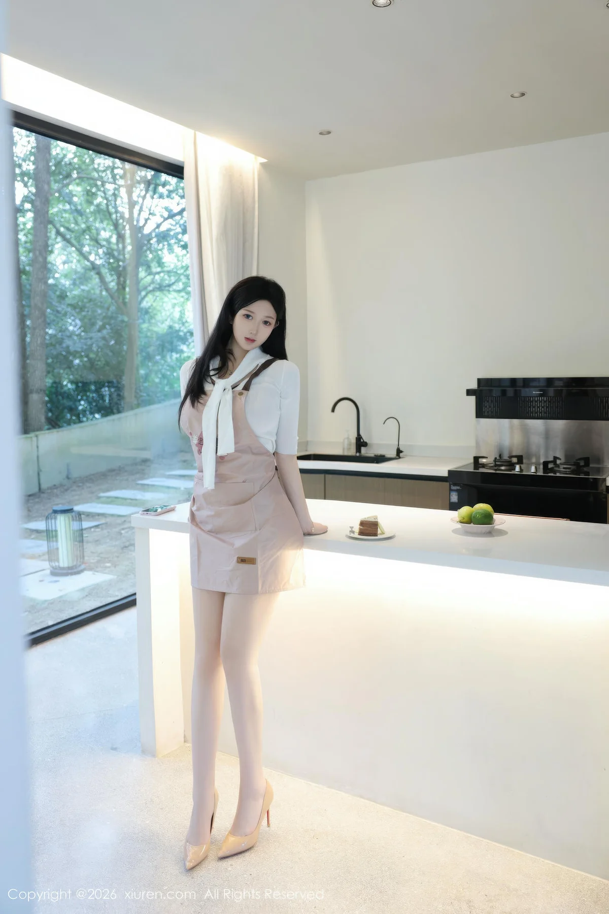 XiuRen 秀人 No.11207 奶思兔巨乳首套写真紫色包臀裙 - 56