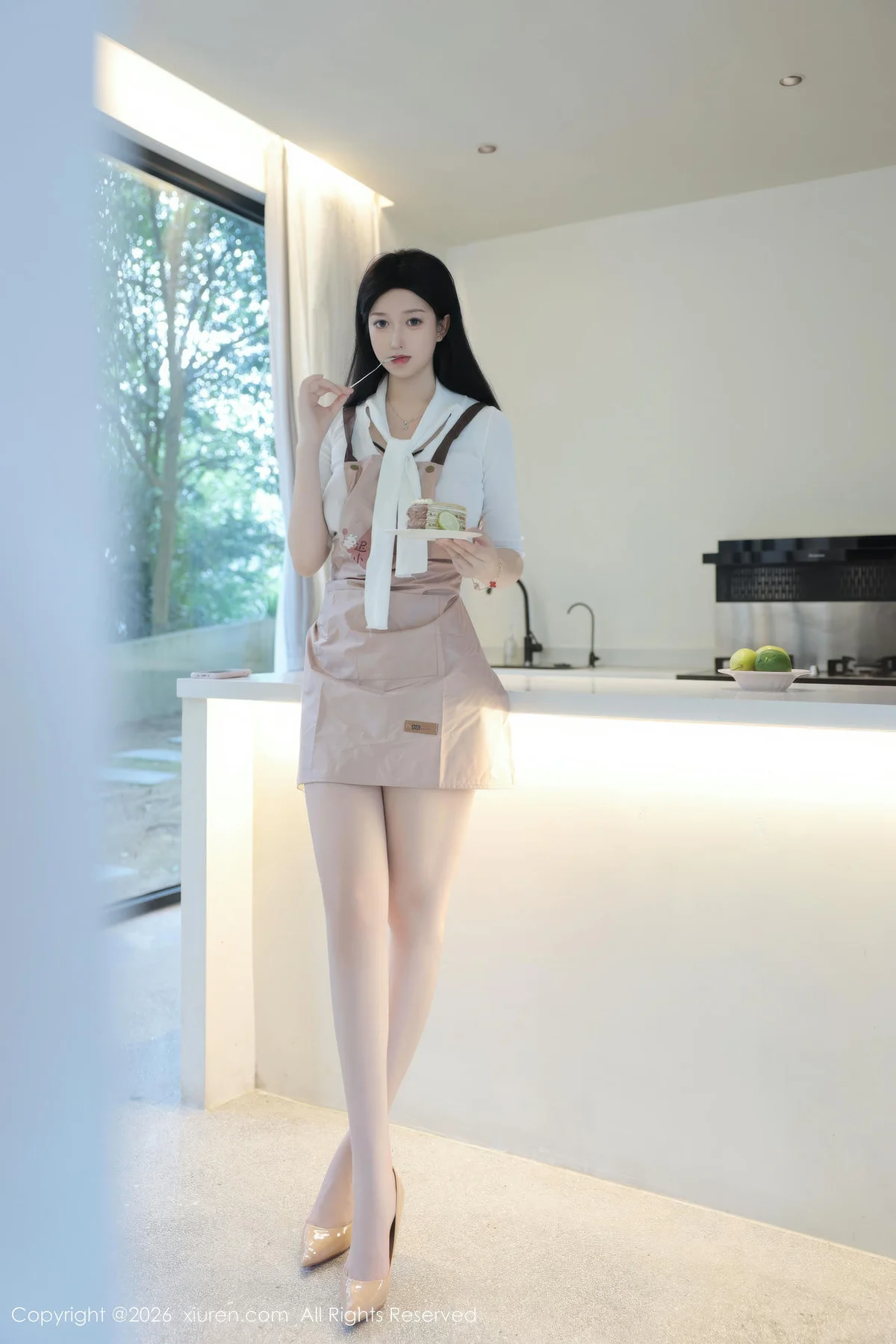XiuRen 秀人 No.11207 奶思兔巨乳首套写真紫色包臀裙 - 58