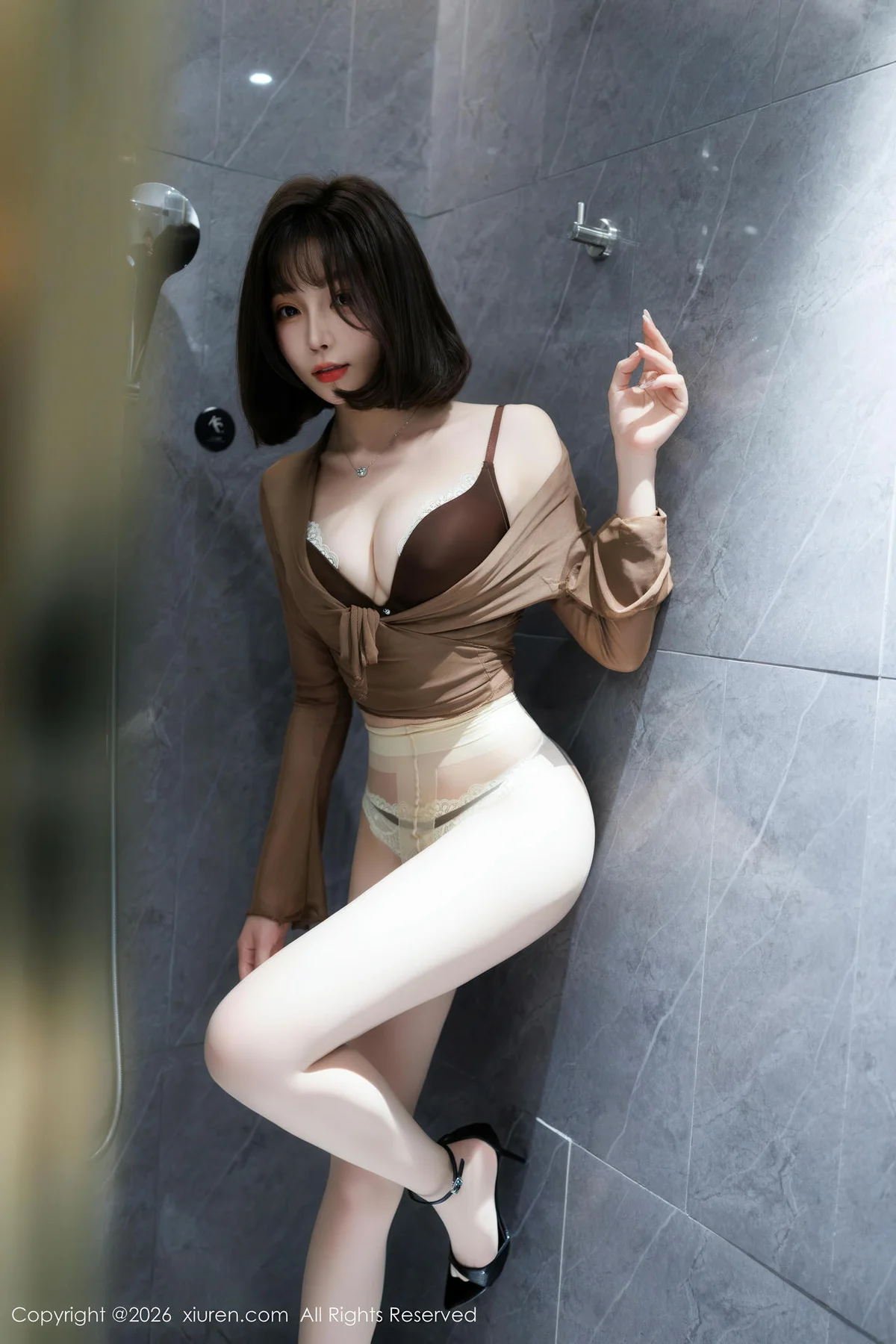 XiuRen 秀人 No.11225 莉芝荔枝深色内衣白丝 - 22