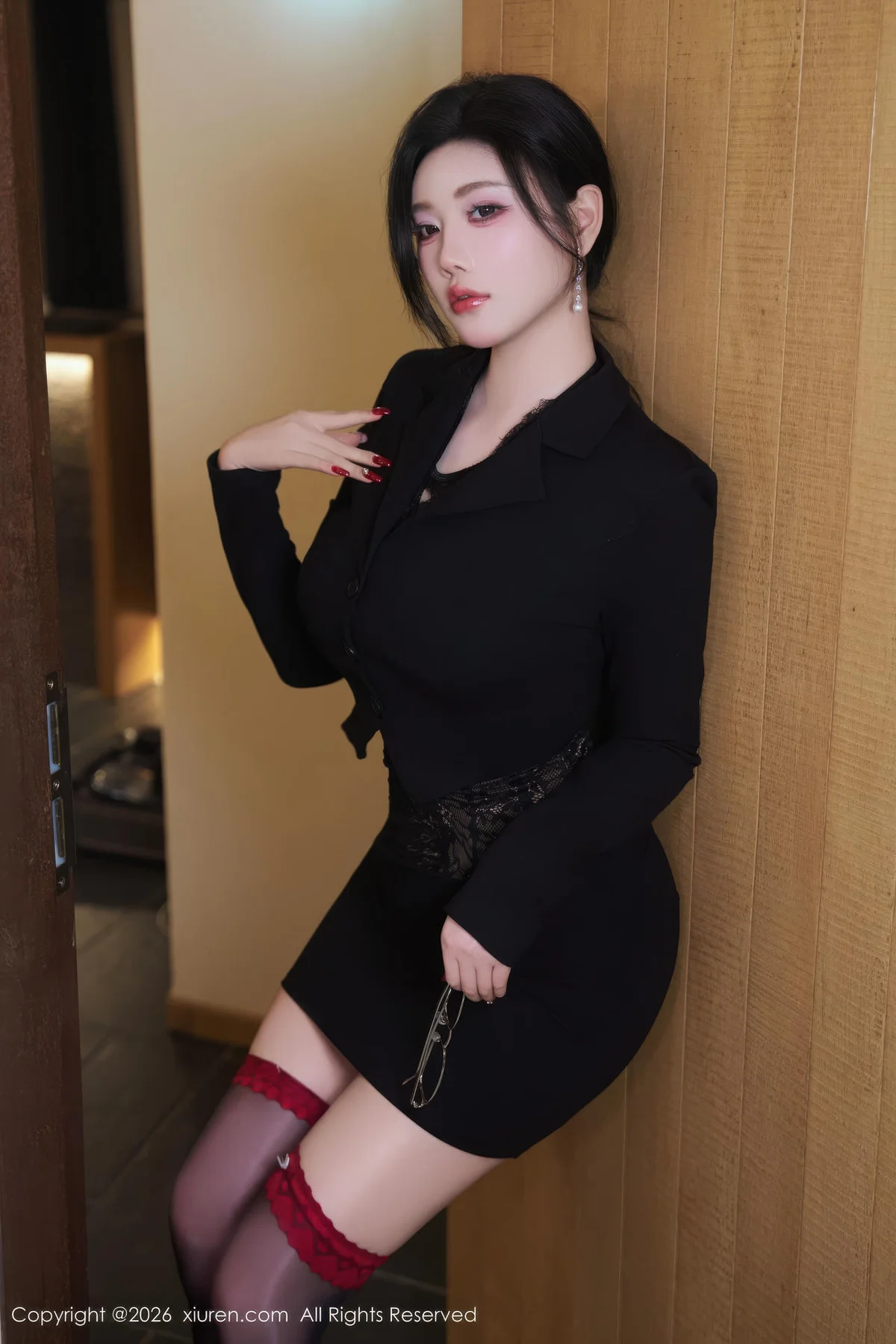 XiuRen 秀人 No.11230 杨晨晨黑色西服迷人身材 - 39