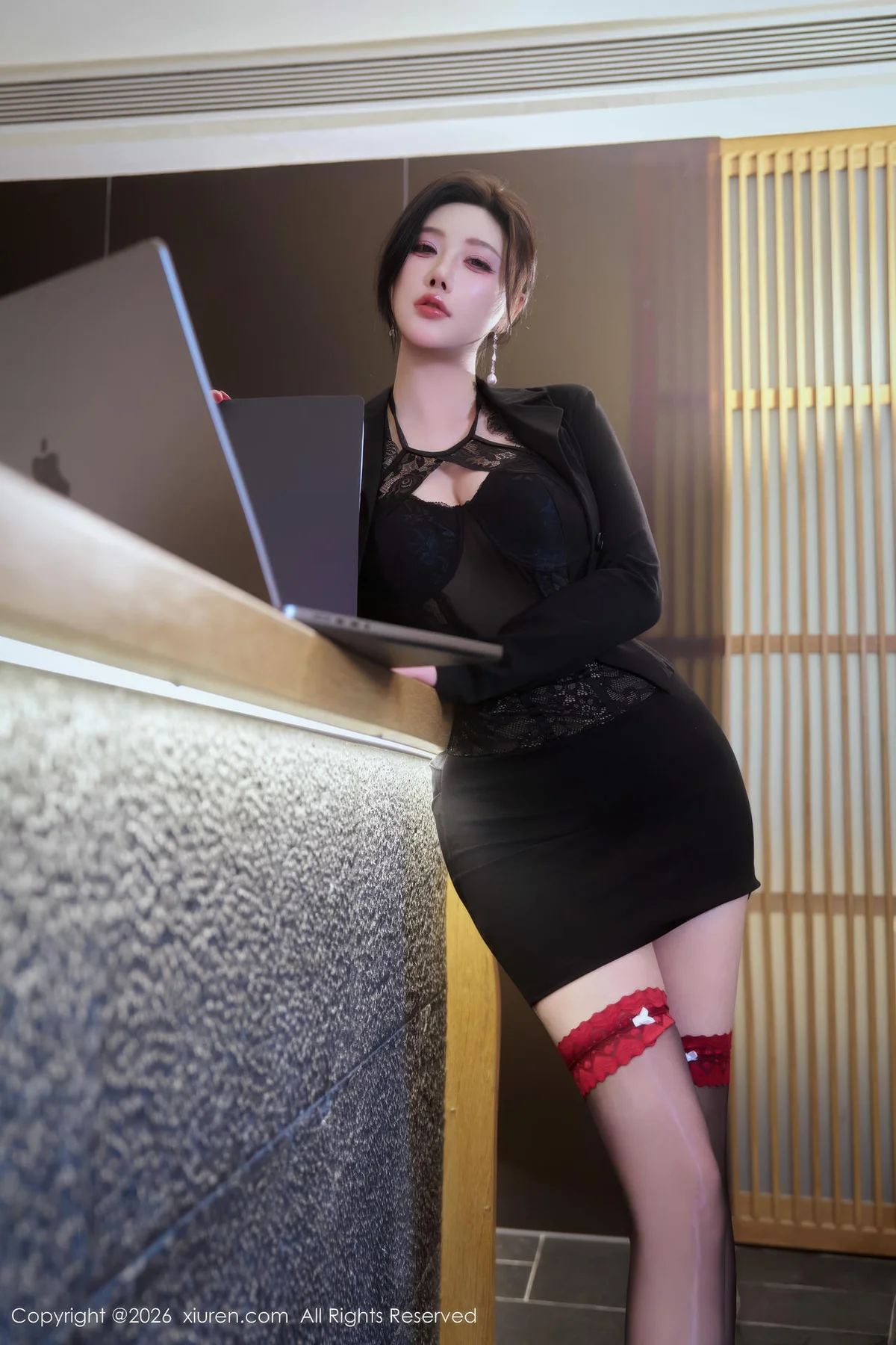 XiuRen 秀人 No.11230 杨晨晨黑色西服迷人身材 - 50