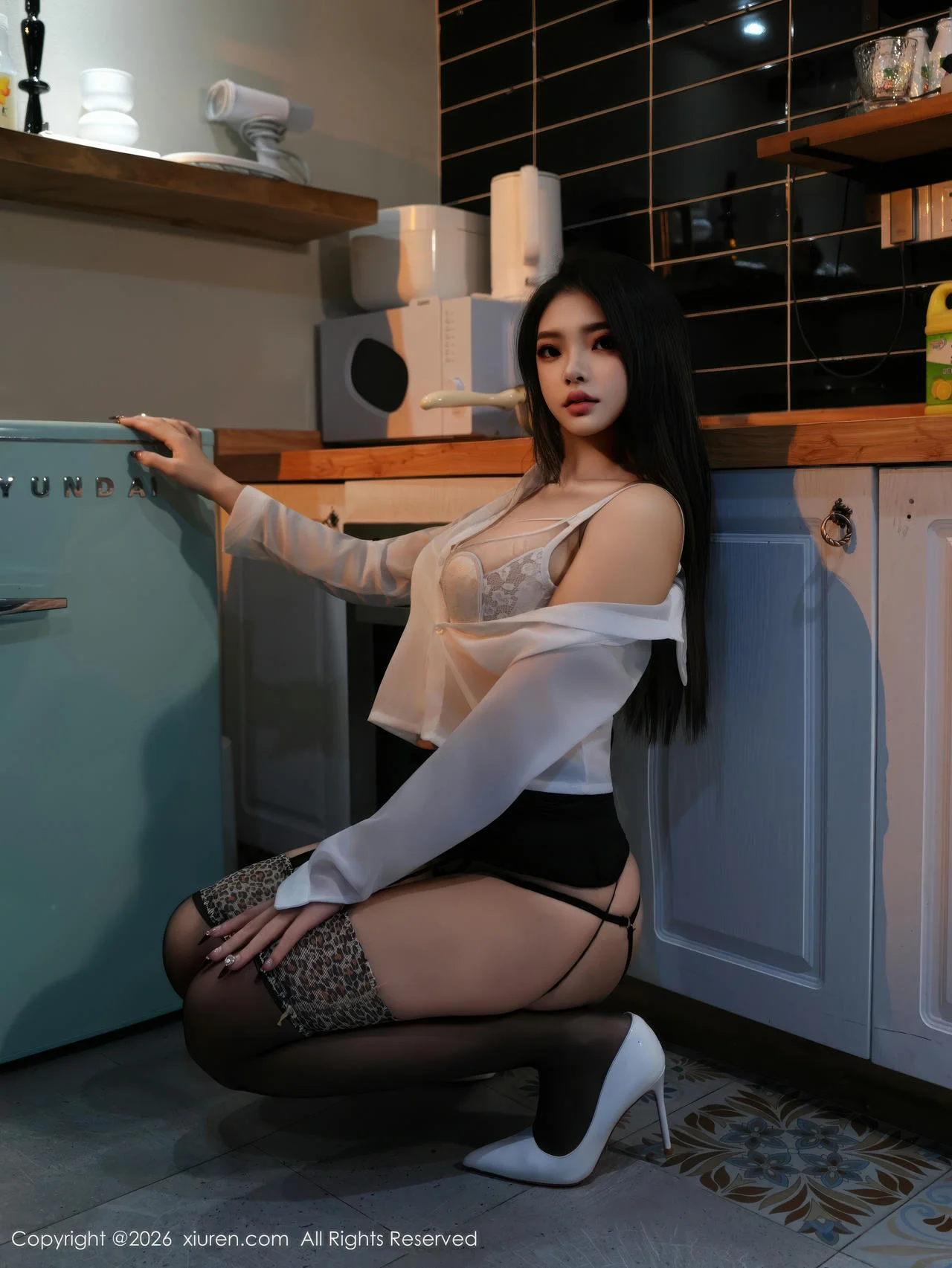 XiuRen 秀人 No.11251 冬安 黑色短裙魅惑黑丝 - 42