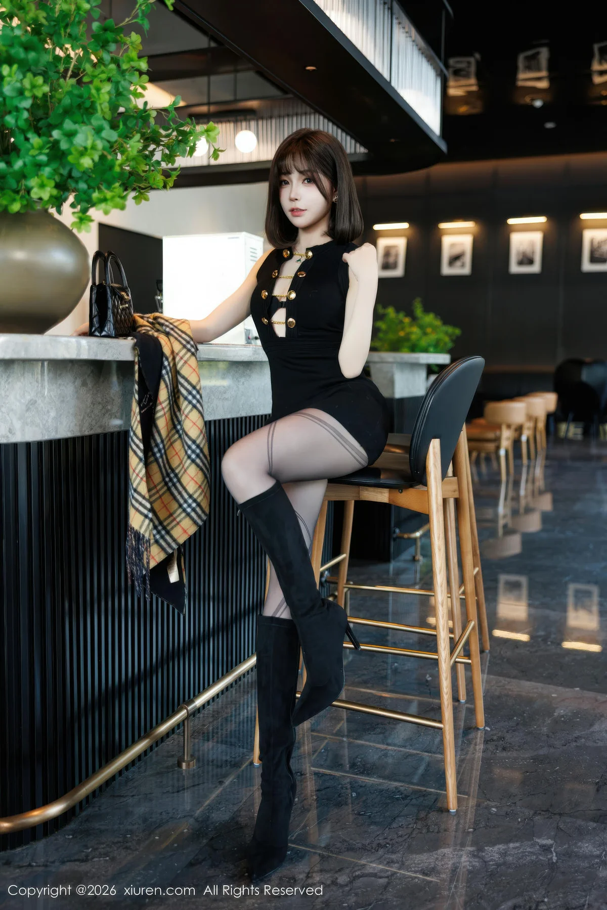 XiuRen 秀人 No.11252 莉芝荔枝 黑色连衣短裙 - 8