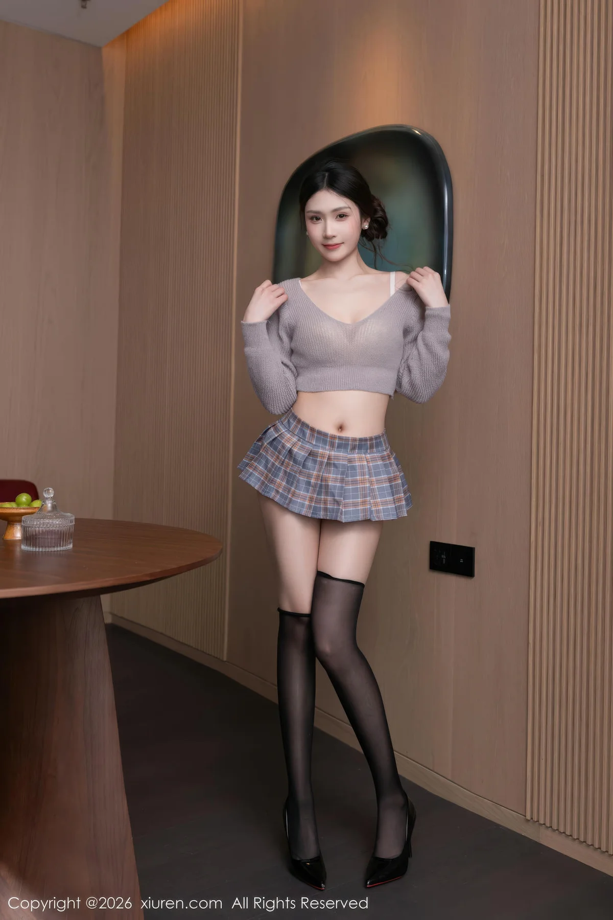 XiuRen 秀人 No.11269 刘婷婷 紫灰色上衣短裙诱惑 - 2