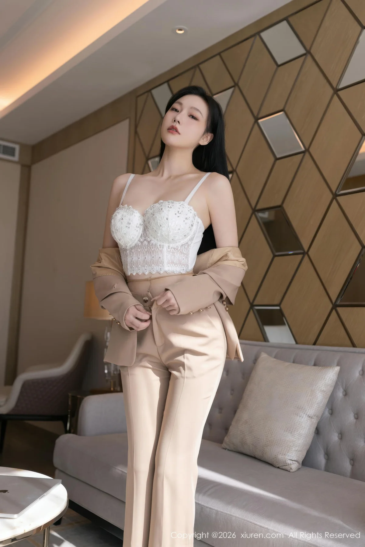XiuRen 秀人 No.11282 安然anran 米色西服肉丝 - 26