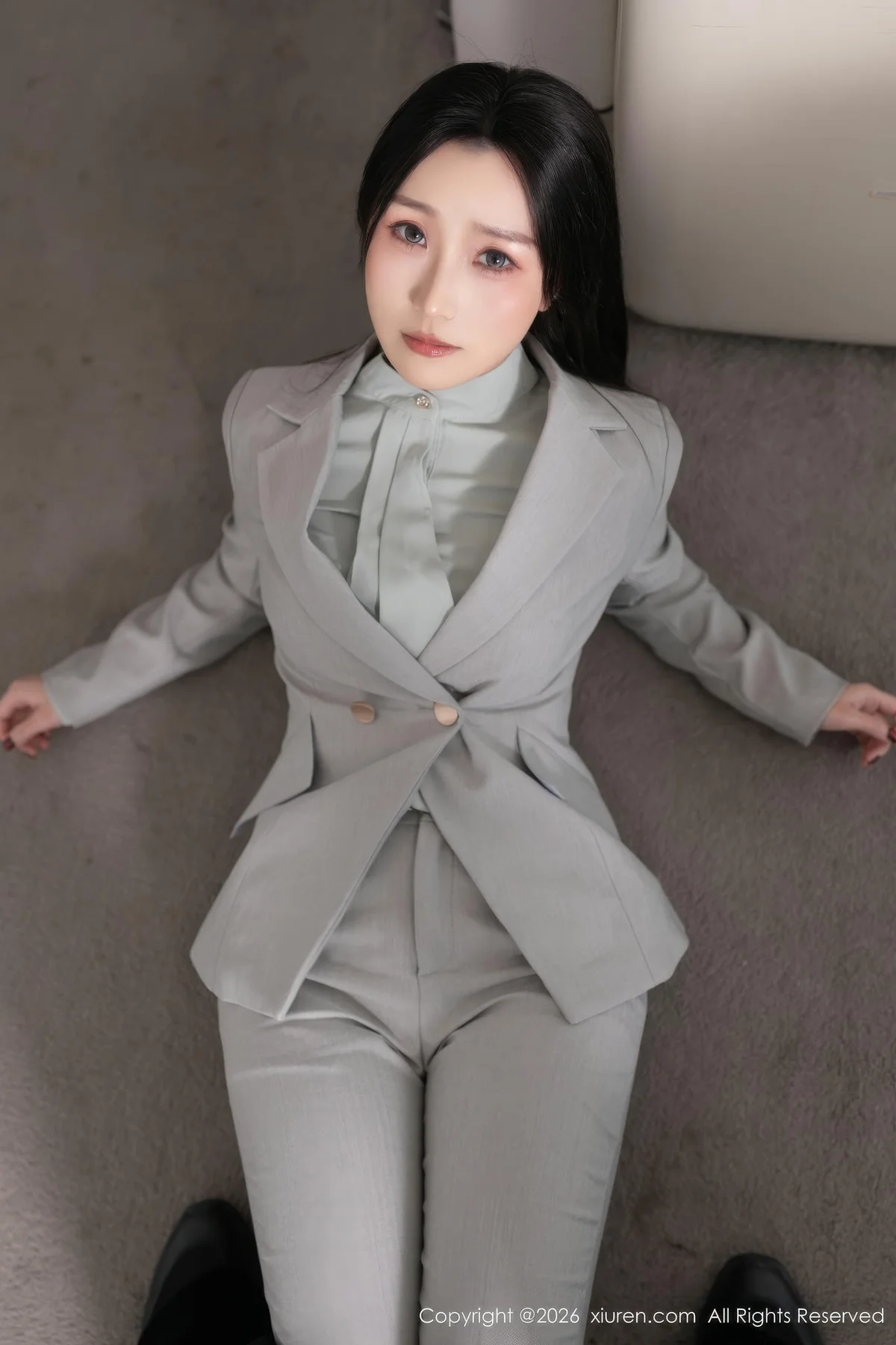 XiuRen 秀人 No.11285 杏子Yada 灰色OL服饰 - 14