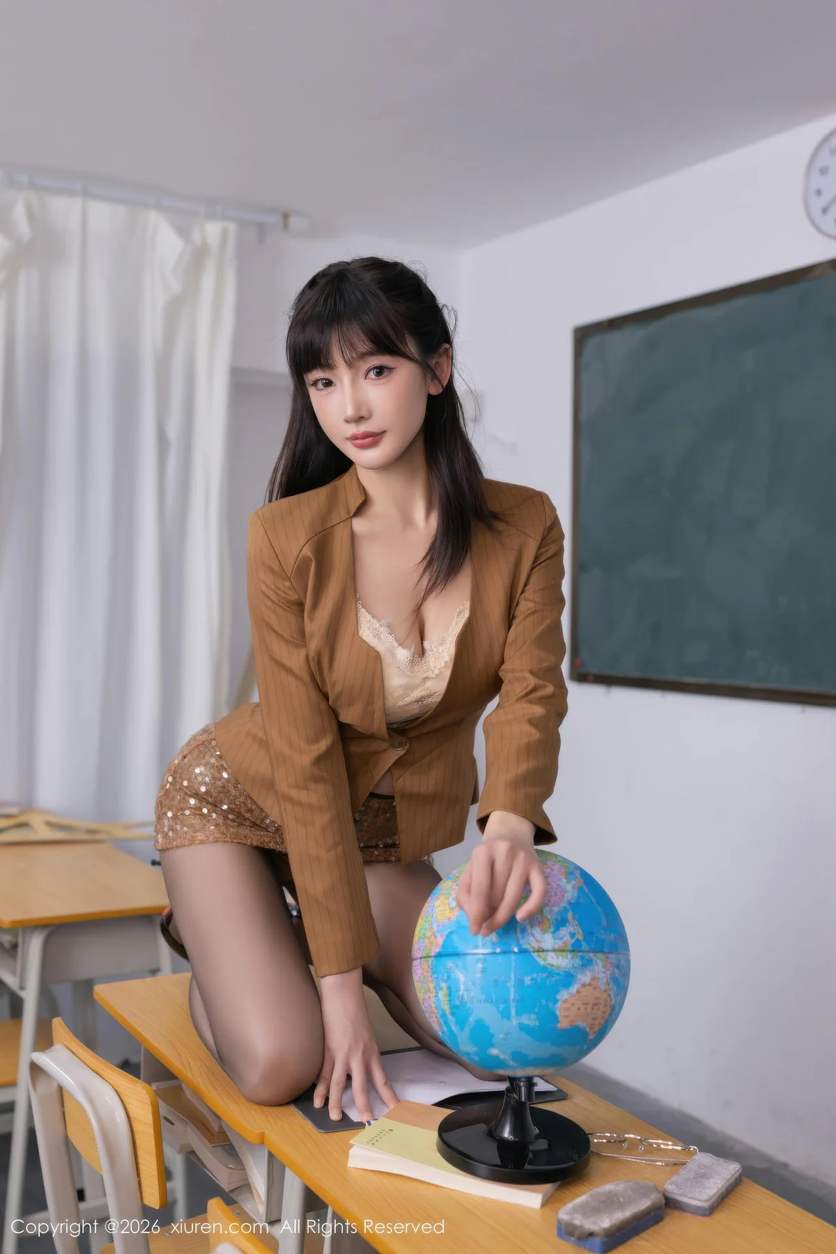 XiuRen 秀人 No.11295 陆萱萱教室短裙制服西服 - 16