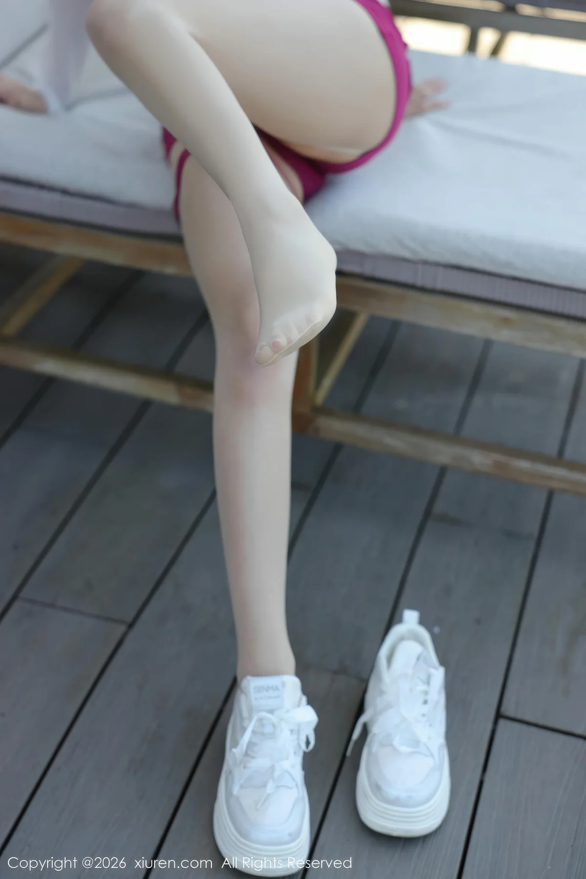XiuRen 秀人 No.11305 小肉肉咪 童颜巨乳户外比基尼 - 34