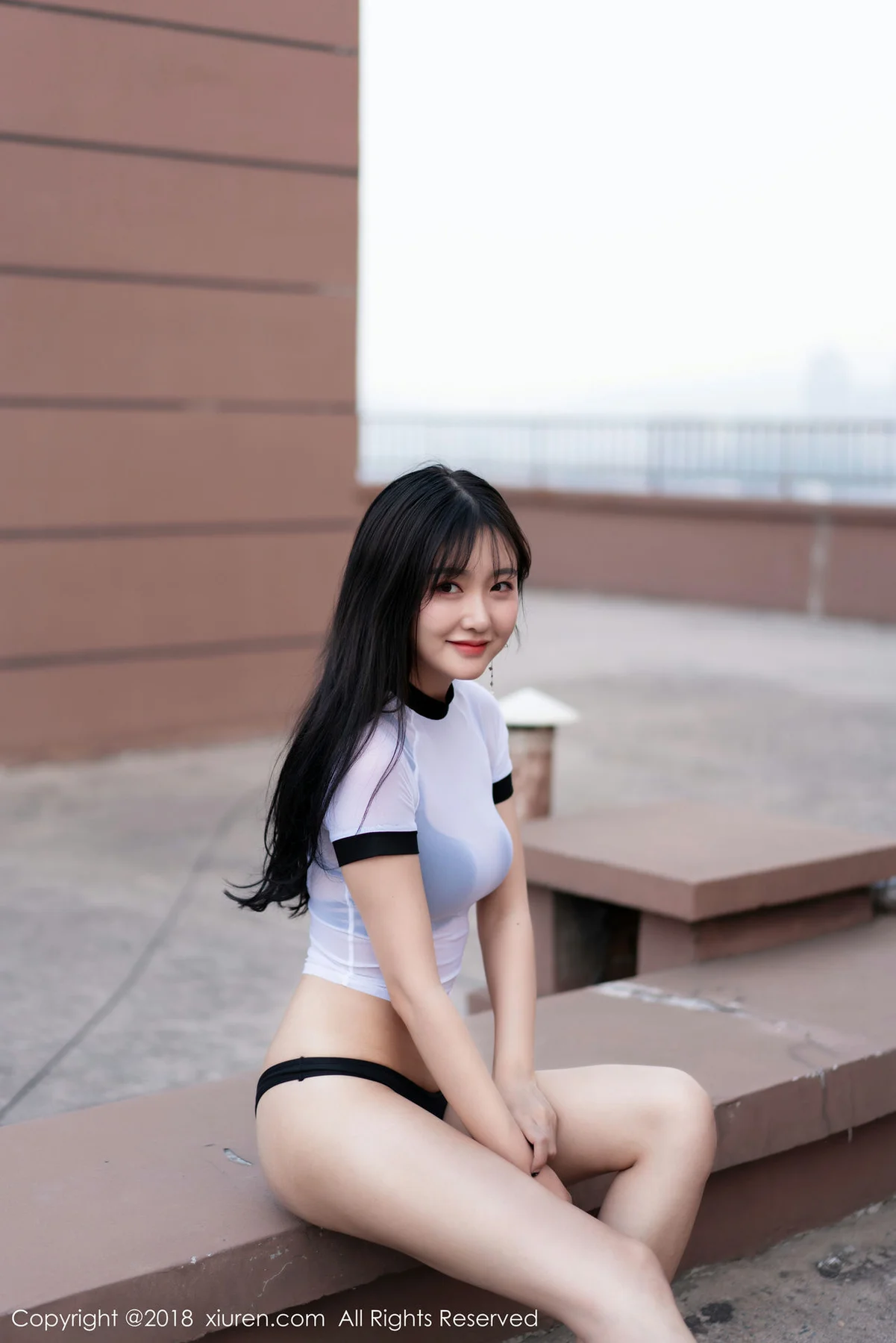 XiuRen 秀人 No.1153 拉拉Lala阳台萝莉 - 28
